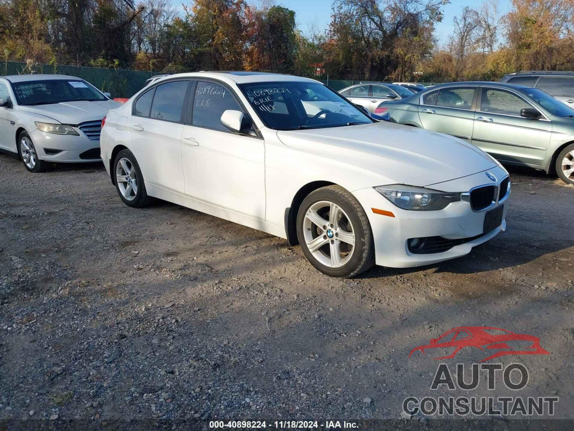 BMW 328I 2013 - WBA3B5C5XDF591336