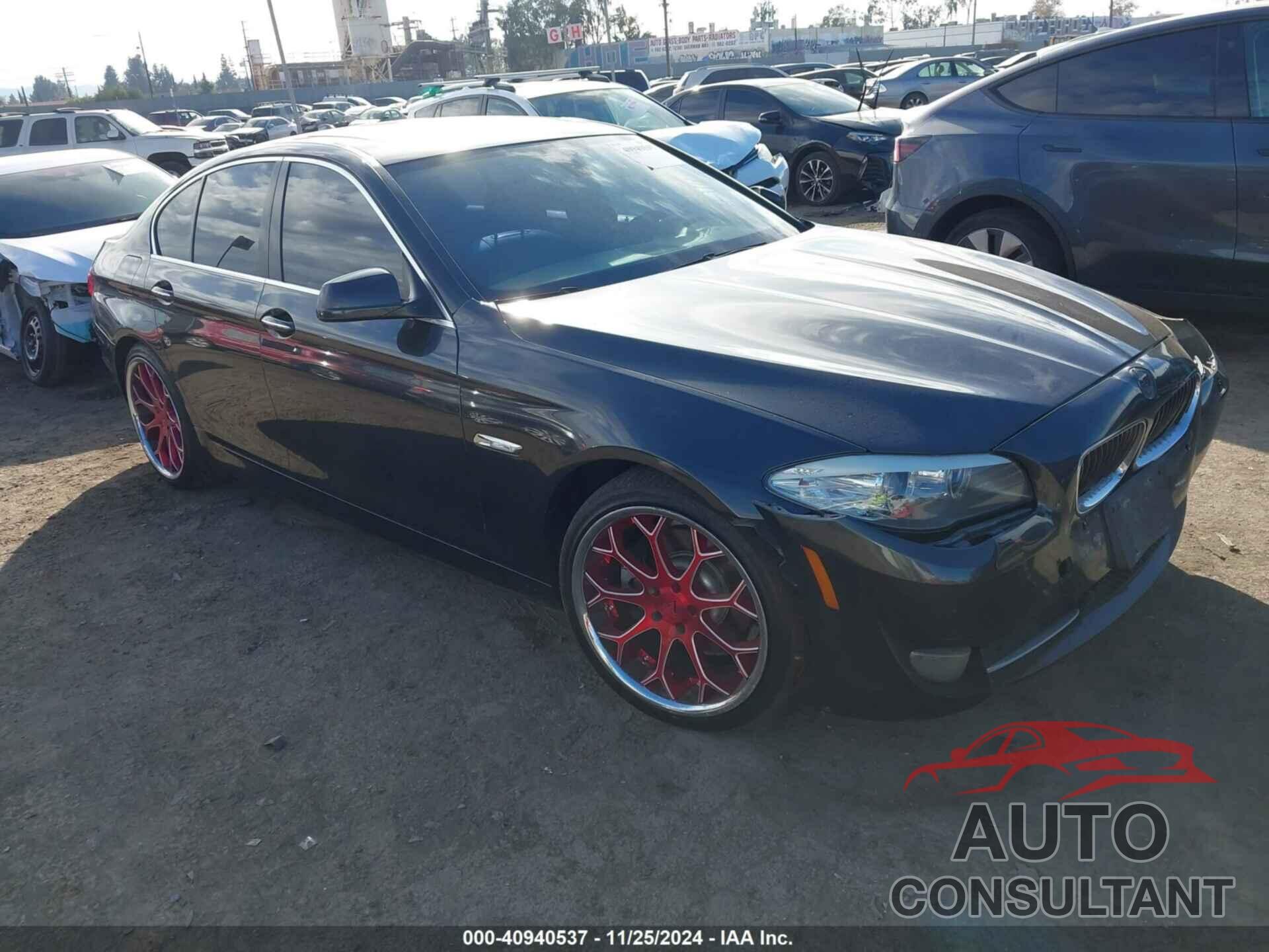 BMW 528I 2011 - WBAFR1C55BC750831
