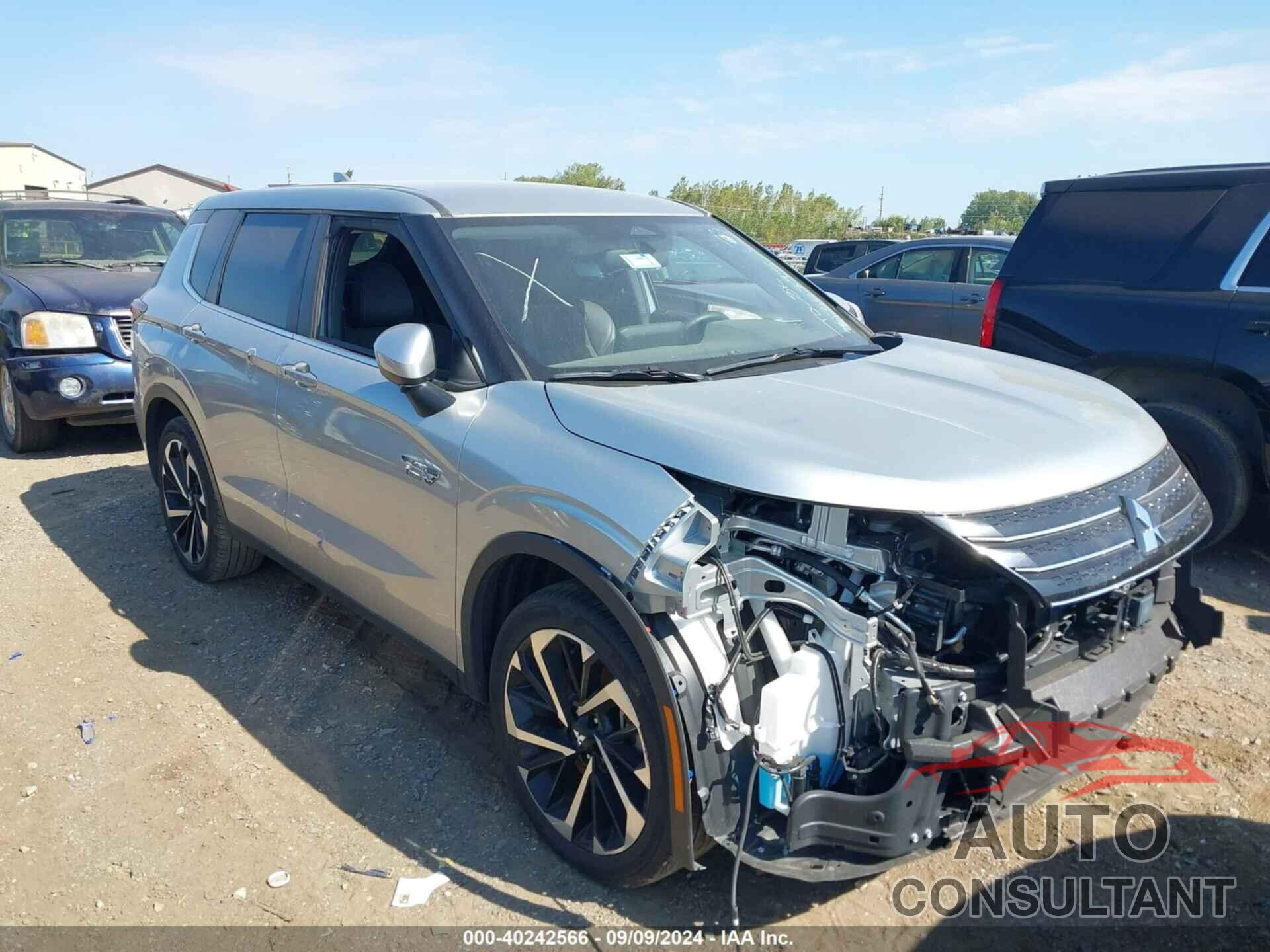 MITSUBISHI OUTLANDER PHEV 2023 - JA4T5UA98PZ062751