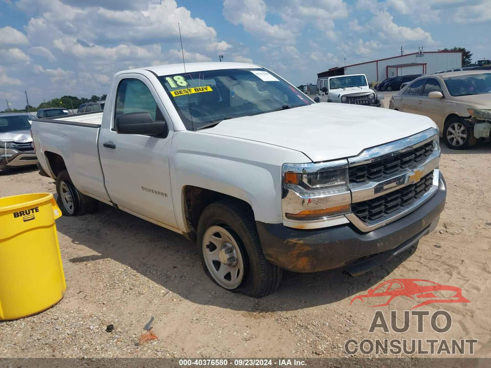 CHEVROLET SILVERADO 1500 2018 - 1GCNCNEH8JZ134194
