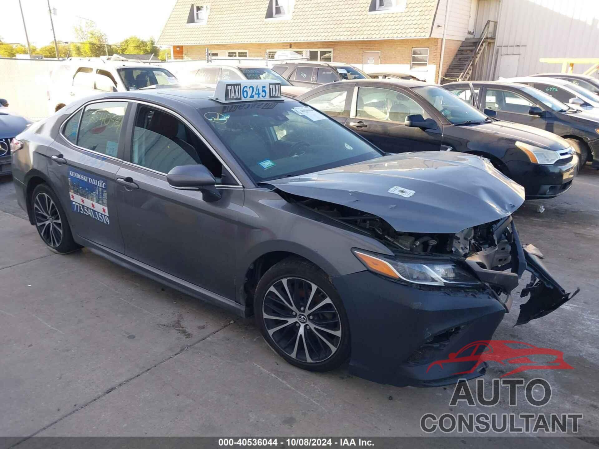 TOYOTA CAMRY 2018 - 4T1B21HK9JU504034