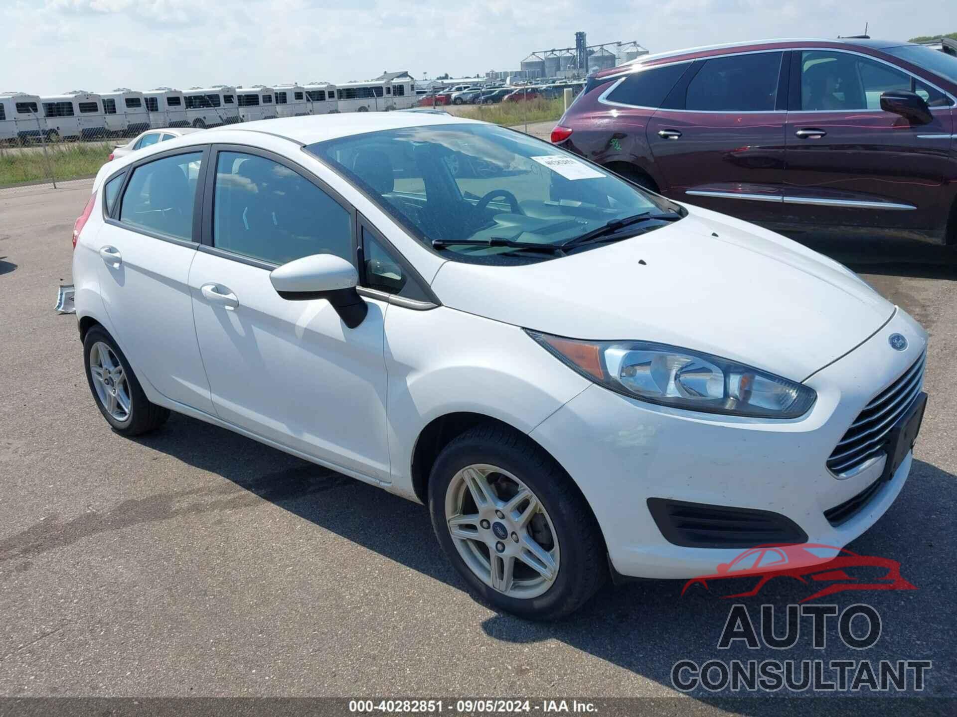 FORD FIESTA 2018 - 3FADP4EJ1JM112834