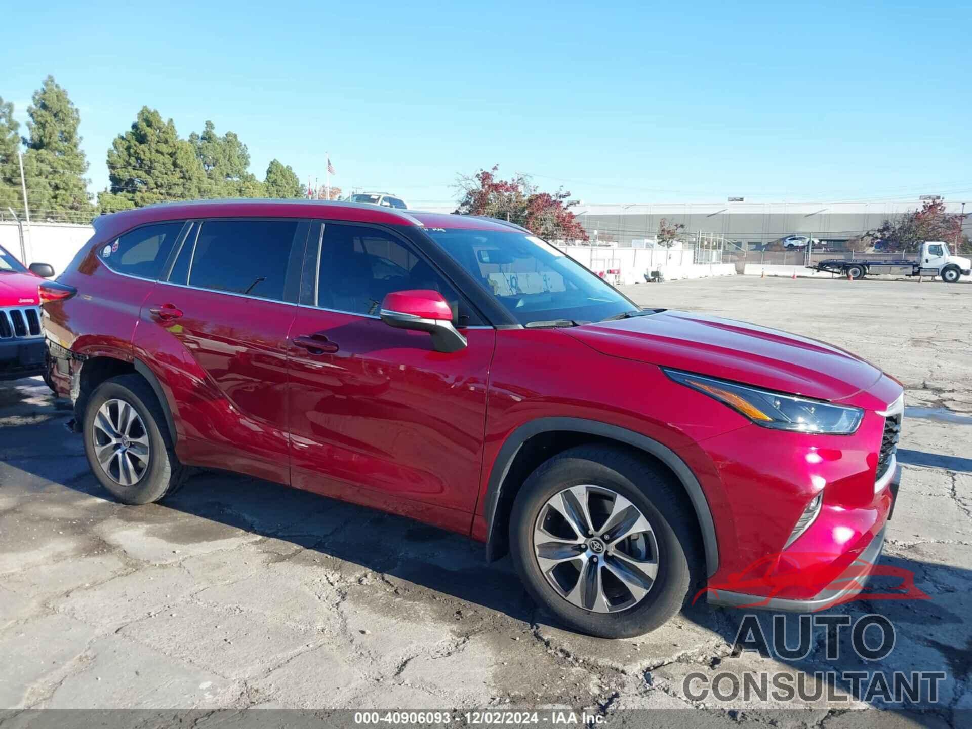 TOYOTA HIGHLANDER 2023 - 5TDKDRBH4PS041579