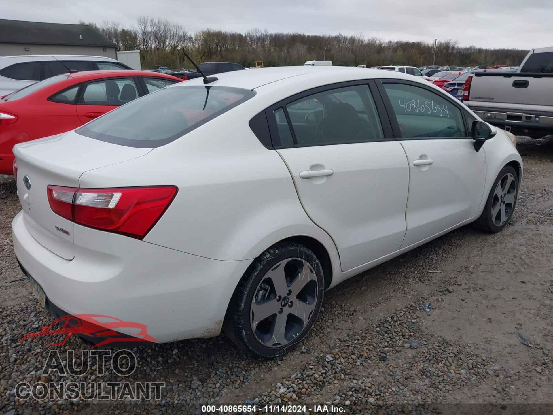 KIA RIO 2012 - KNADN4A35C6063676