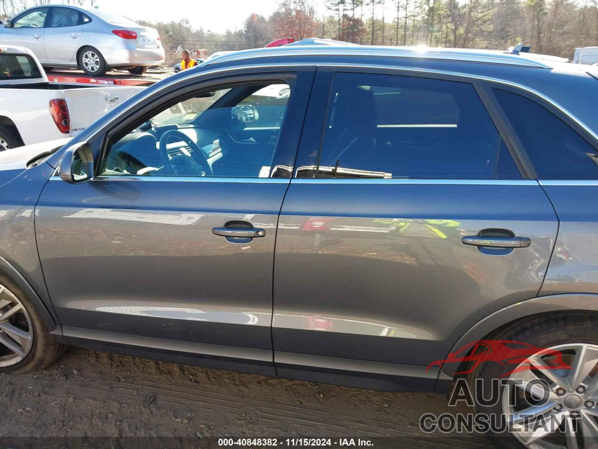 AUDI Q3 2017 - WA1JCCFS4HR016581