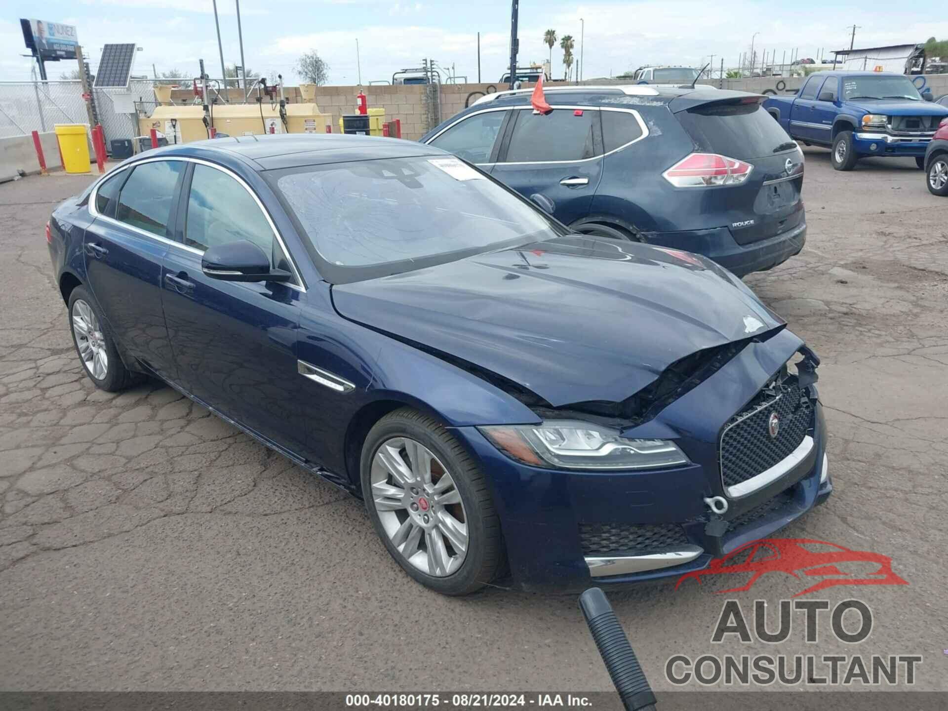 JAGUAR XF 2017 - SAJBD4BVXHCY46631