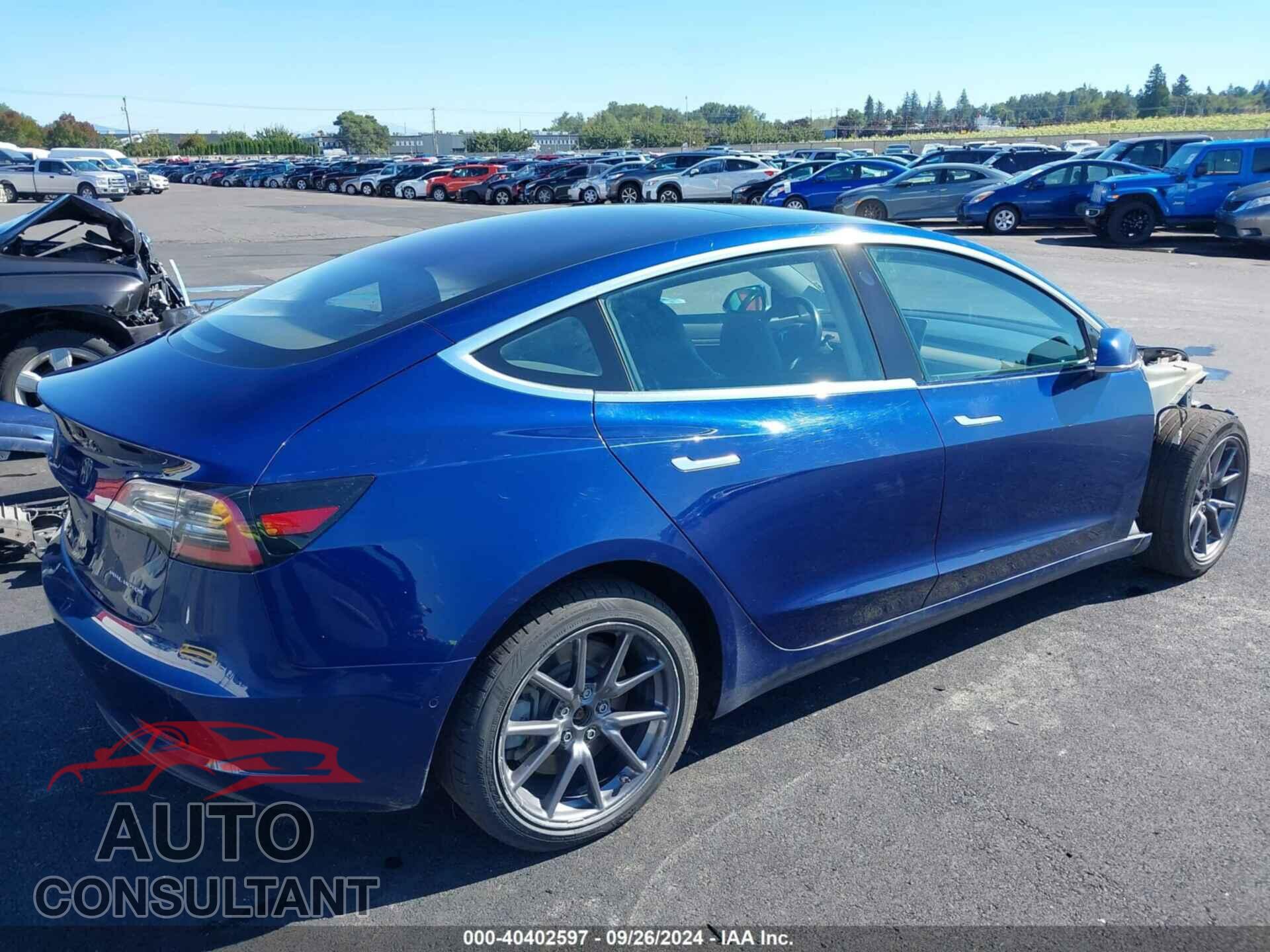 TESLA MODEL 3 2018 - 5YJ3E1EB3JF120392