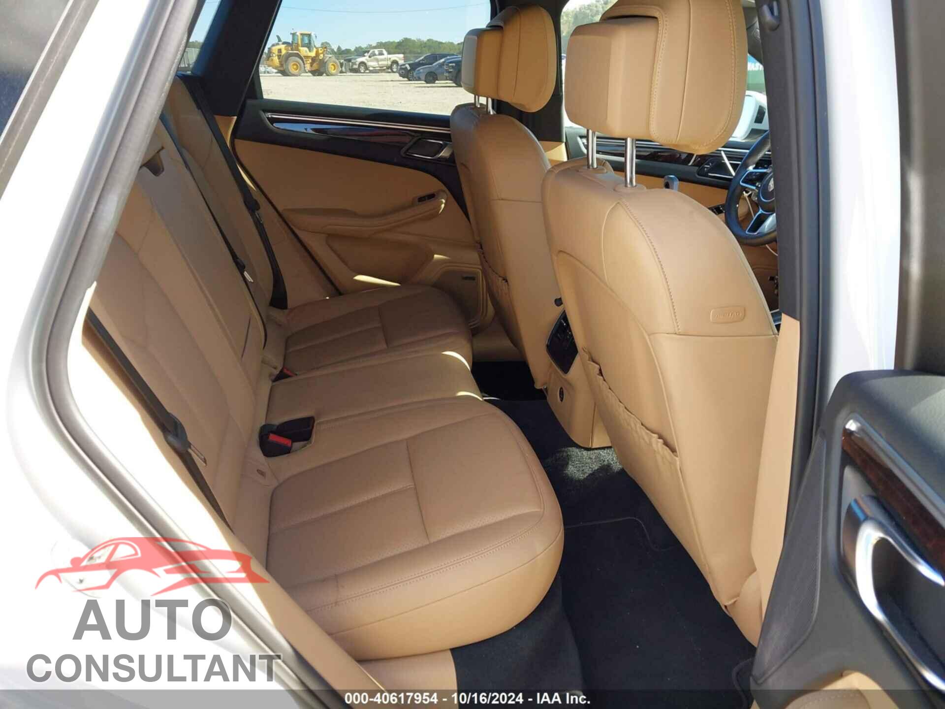 PORSCHE MACAN 2018 - WP1AA2A59JLB20630