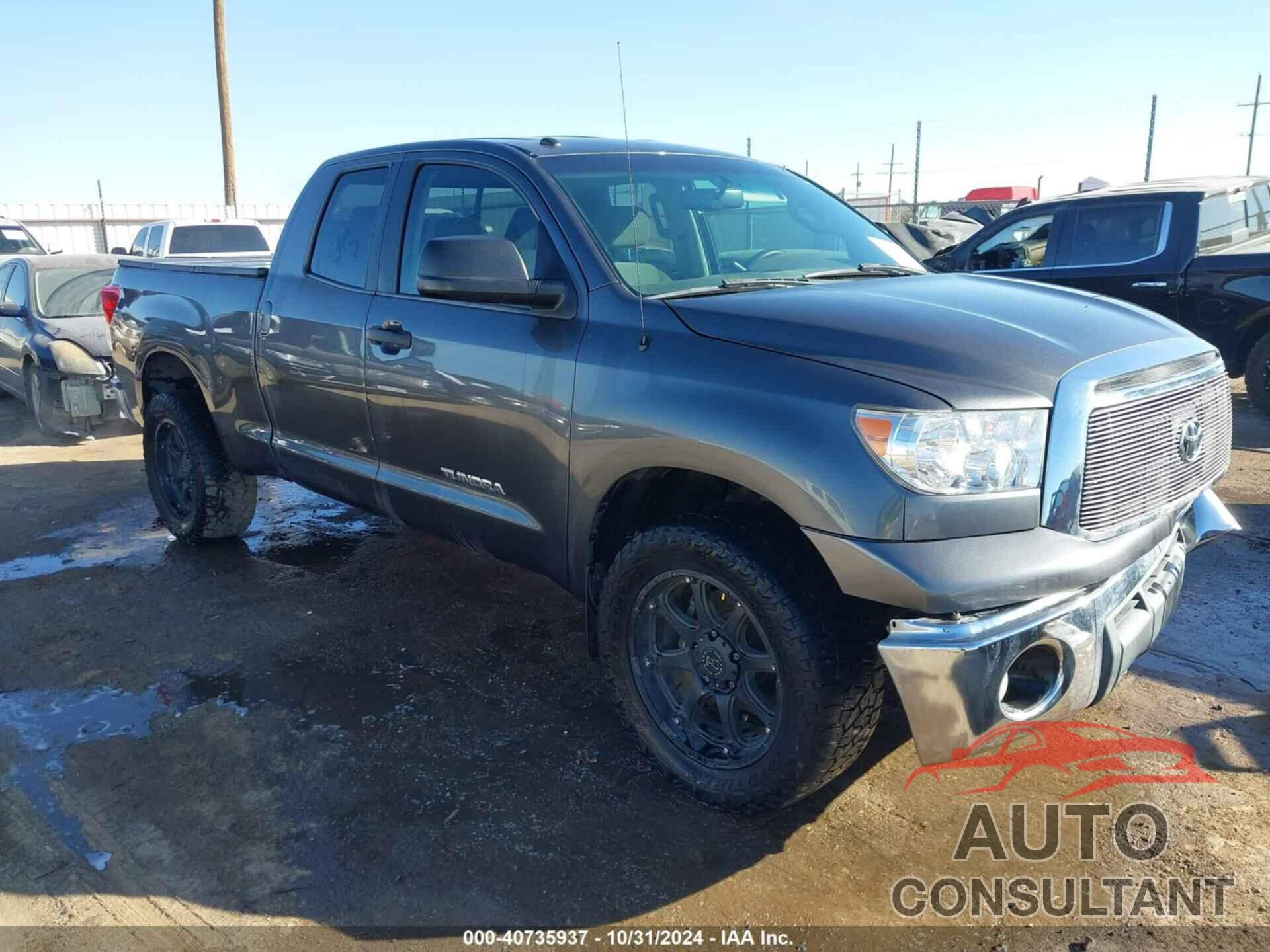 TOYOTA TUNDRA 2013 - 5TFRM5F15DX055744