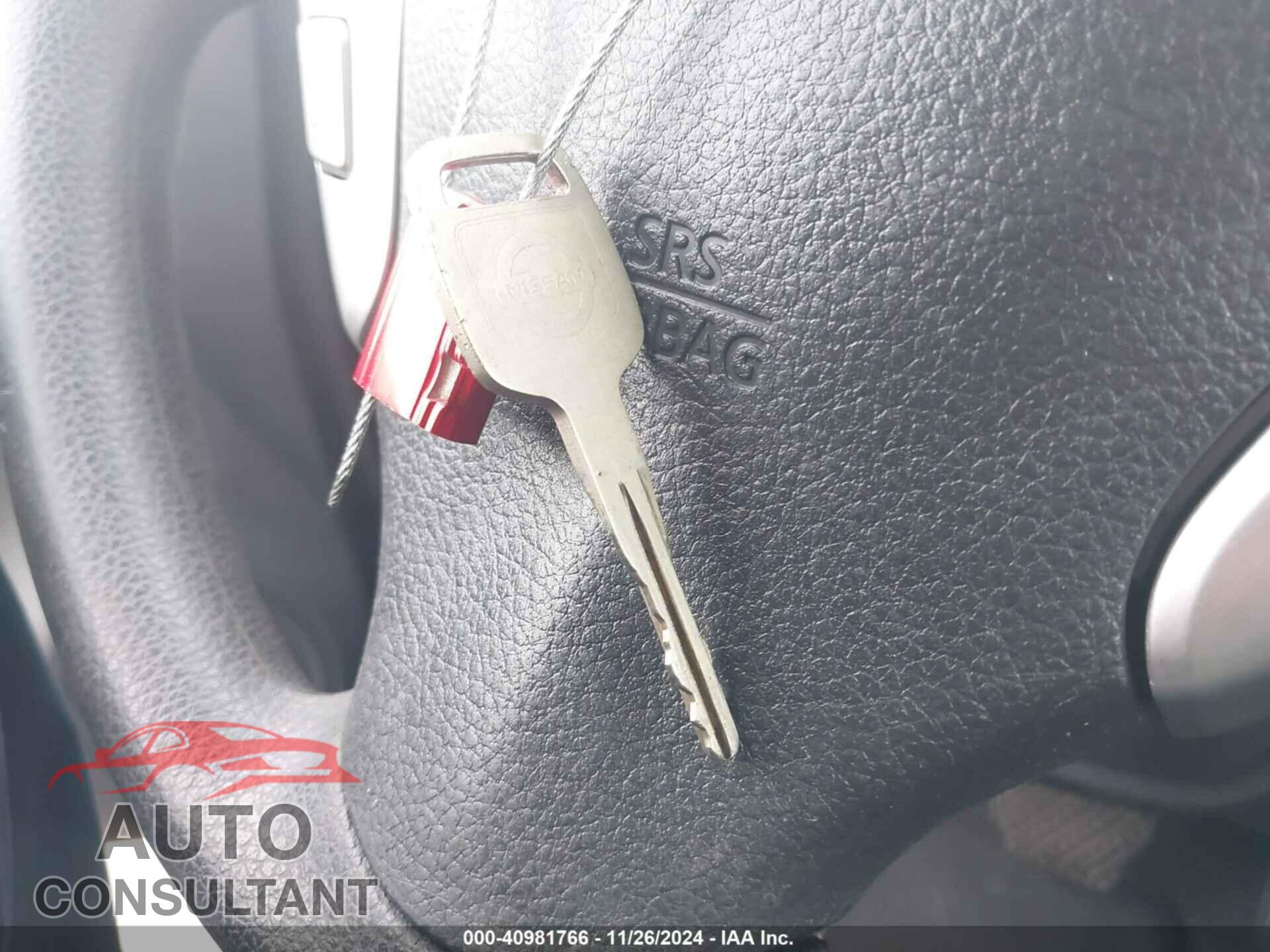 NISSAN VERSA 2017 - 3N1CN7AP3HL824059