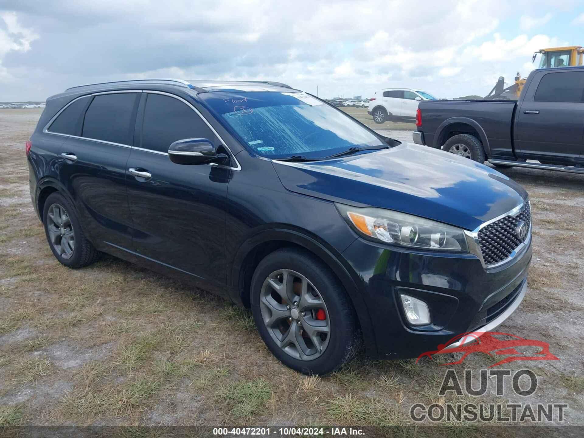 KIA SORENTO 2018 - 5XYPK4A50JG380043