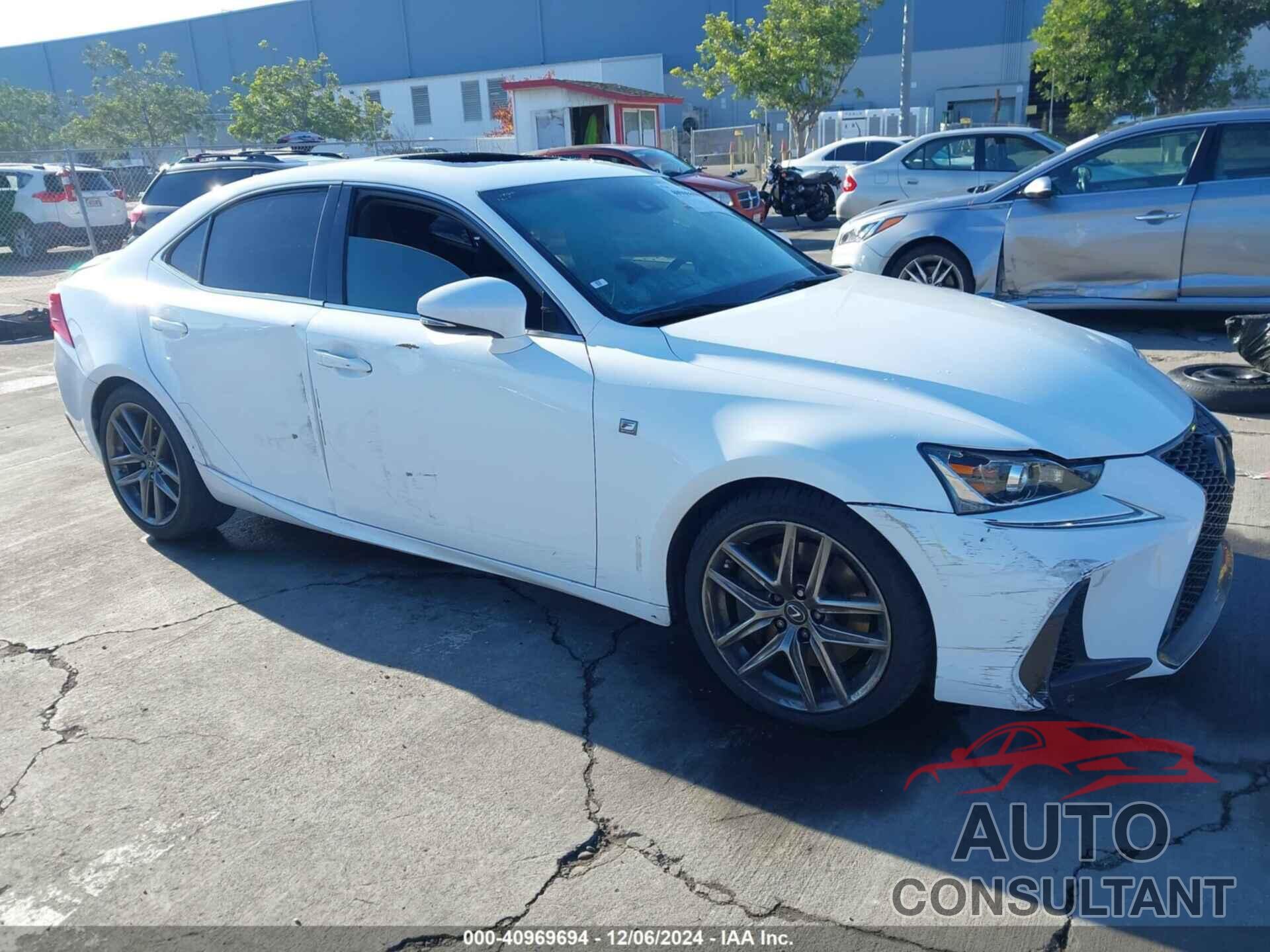 LEXUS IS 350 2017 - JTHBE1D21H5029452