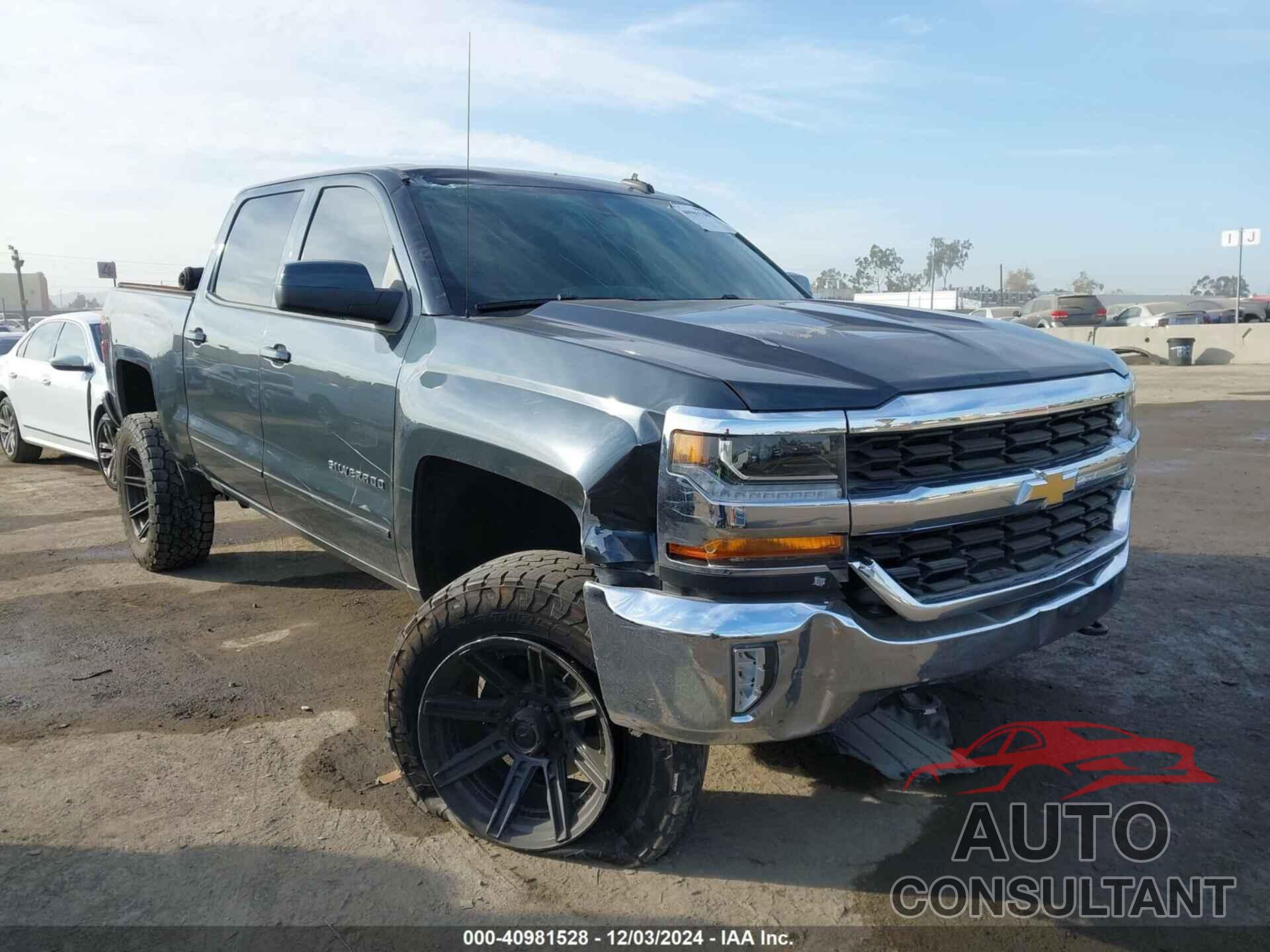 CHEVROLET SILVERADO 1500 2018 - 3GCPCRECXJG484446