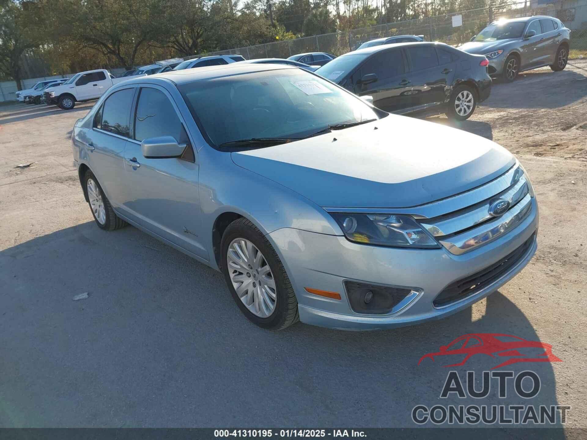 FORD FUSION HYBRID 2010 - 3FADP0L38AR228032