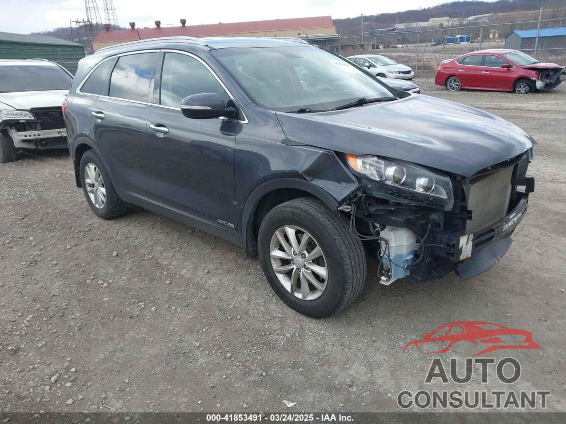 KIA SORENTO 2018 - 5XYPGDA57JG368022
