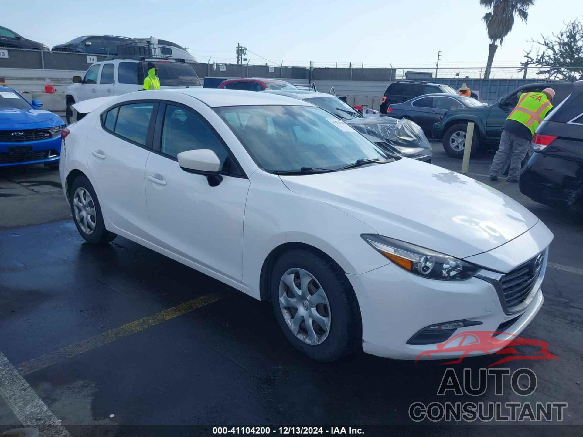 MAZDA MAZDA3 2017 - 3MZBN1U7XHM110793