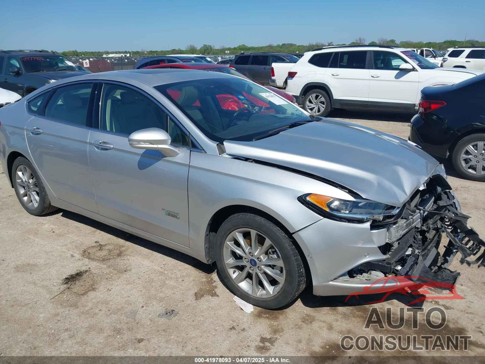FORD FUSION ENERGI 2018 - 3FA6P0SU4JR239919