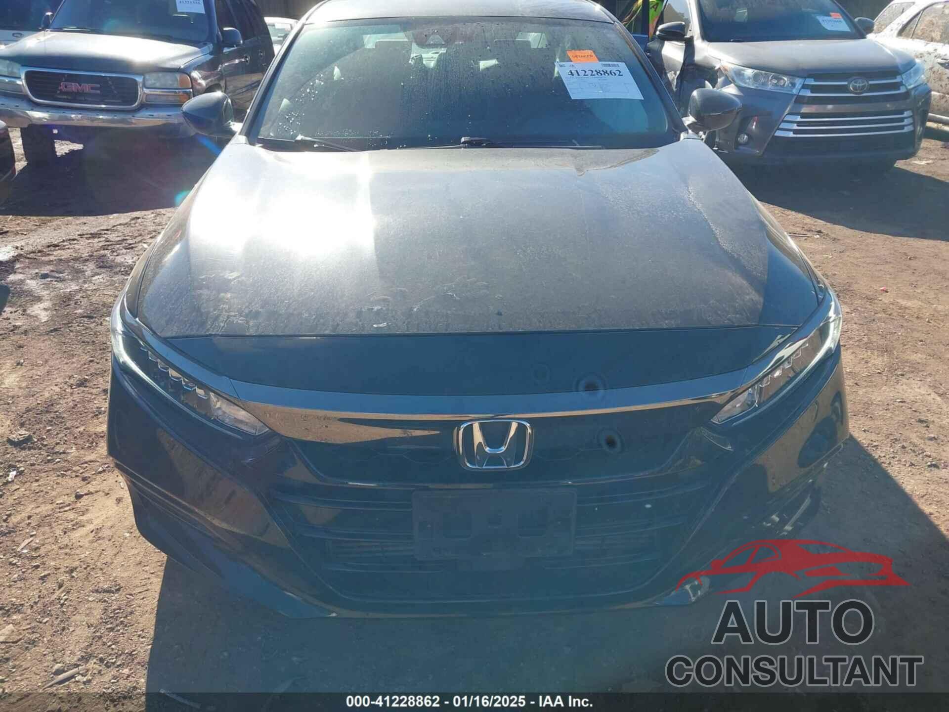 HONDA ACCORD 2018 - 1HGCV1F33JA158979