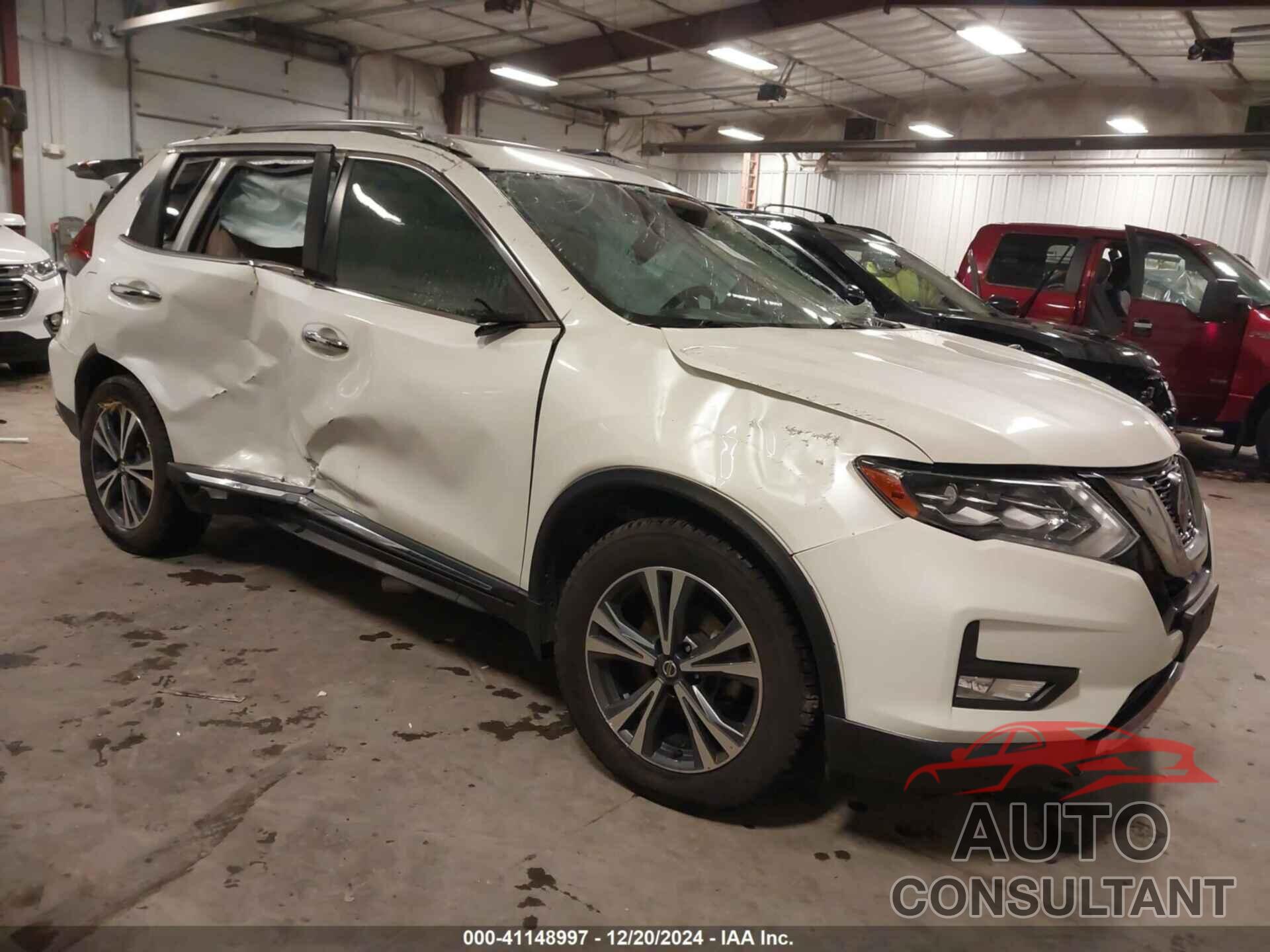 NISSAN ROGUE 2018 - 5N1AT2MV9JC712418