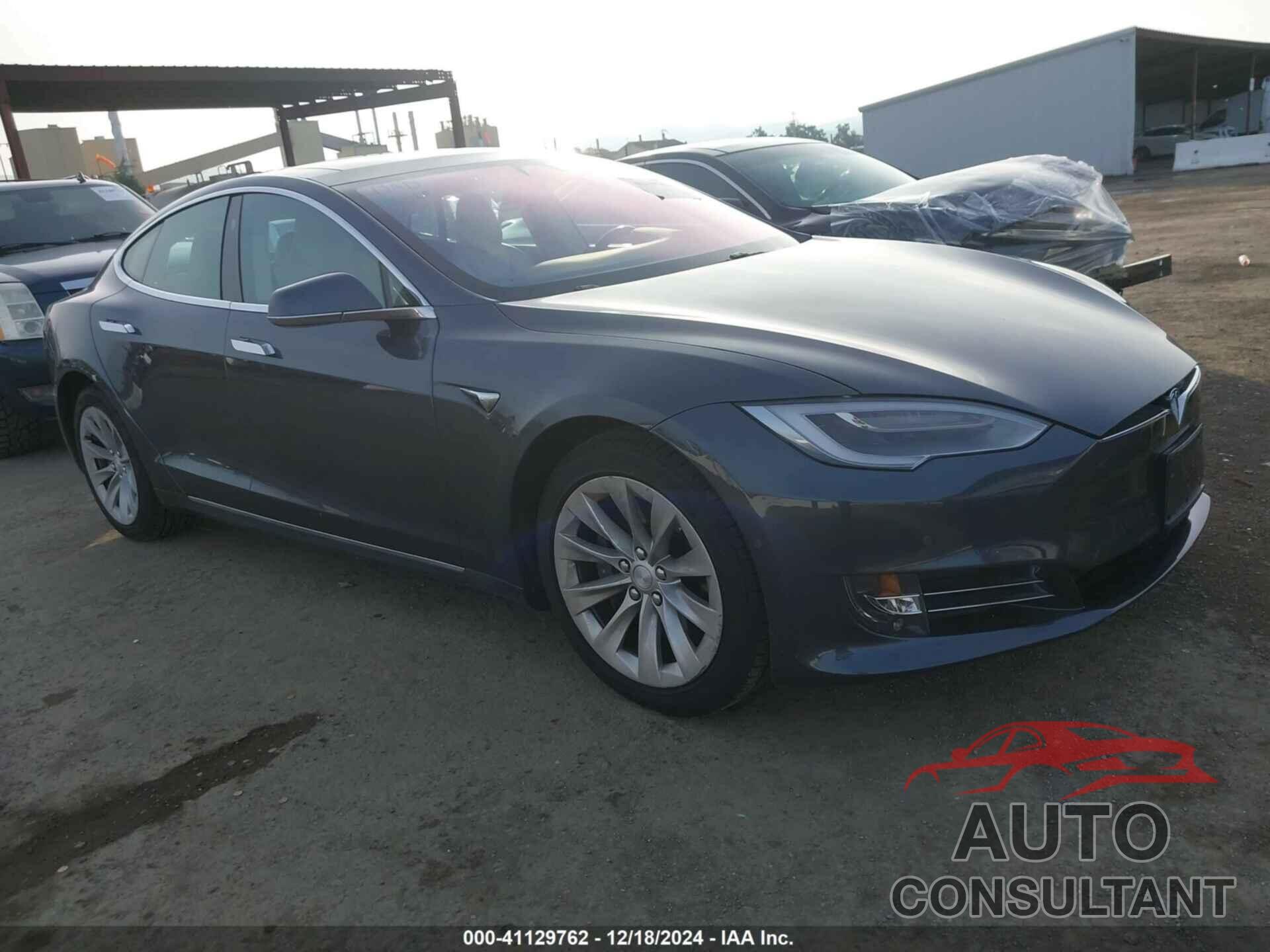 TESLA MODEL S 2018 - 5YJSA1E24JF258465