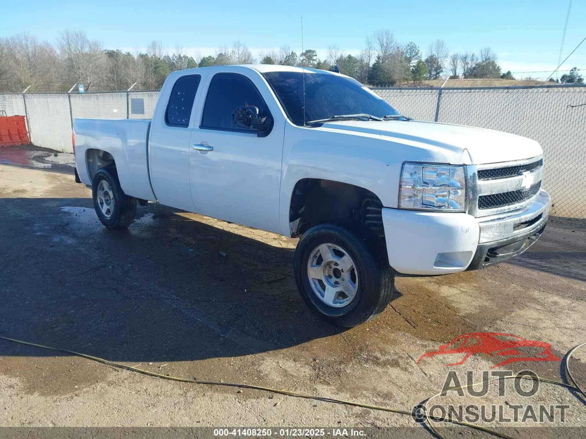 CHEVROLET SILVERADO 1500 2011 - 1GCRCSE01BZ142326