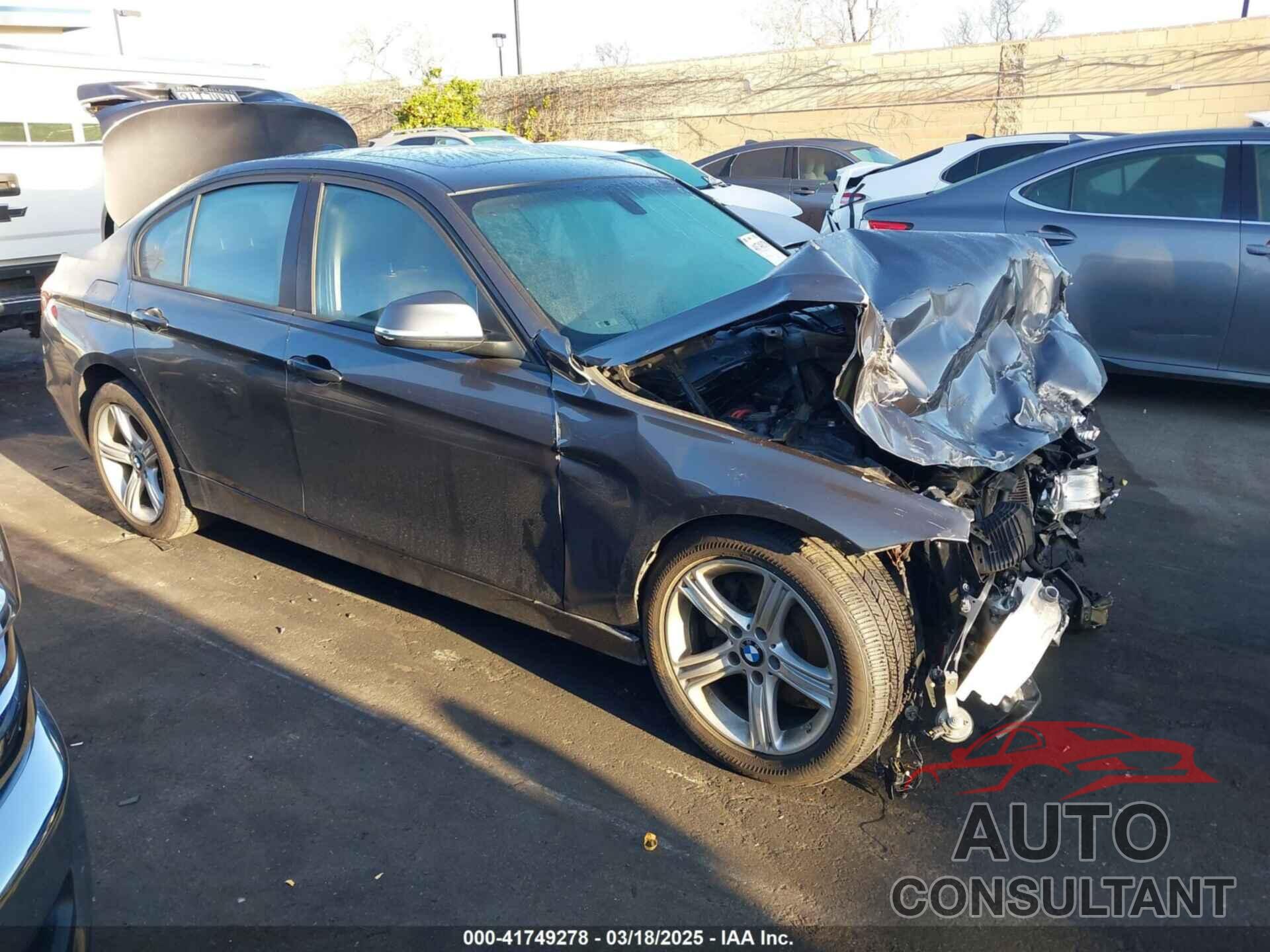 BMW 328I 2012 - WBA3C1C56CF430938