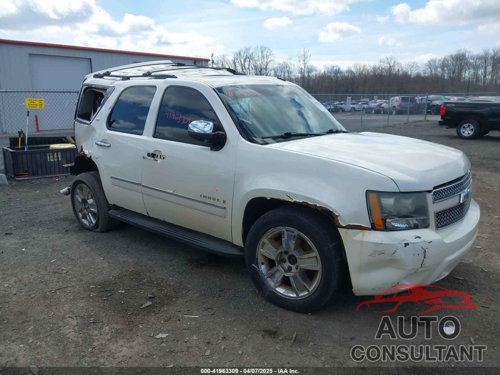 CHEVROLET TAHOE 2009 - 1GNFK33099R285542
