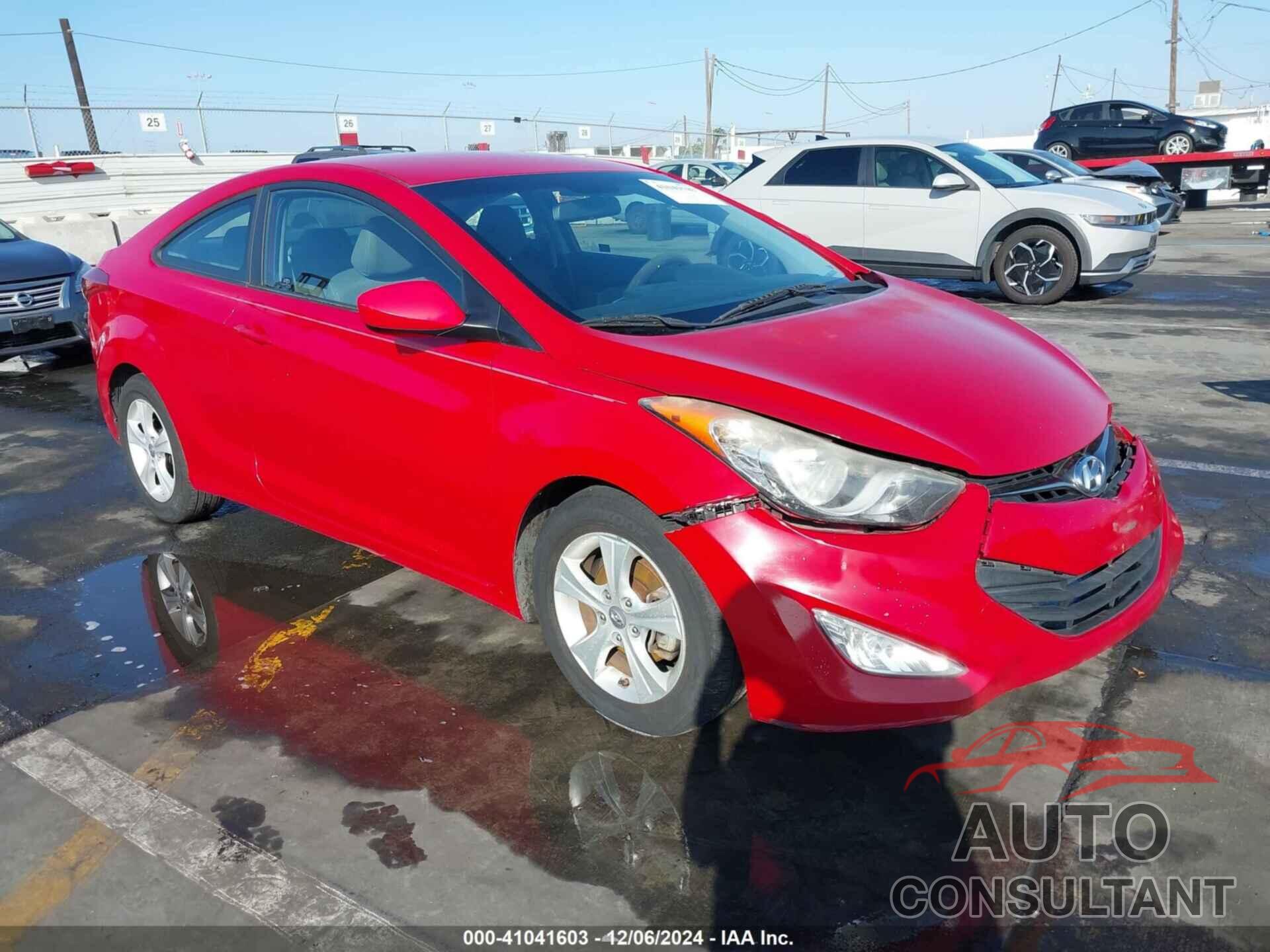 HYUNDAI ELANTRA 2013 - KMHDH6AE0DU006172