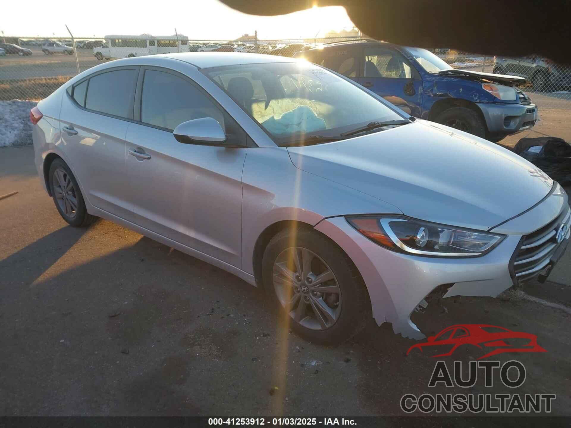 HYUNDAI ELANTRA 2018 - 5NPD84LF7JH218846