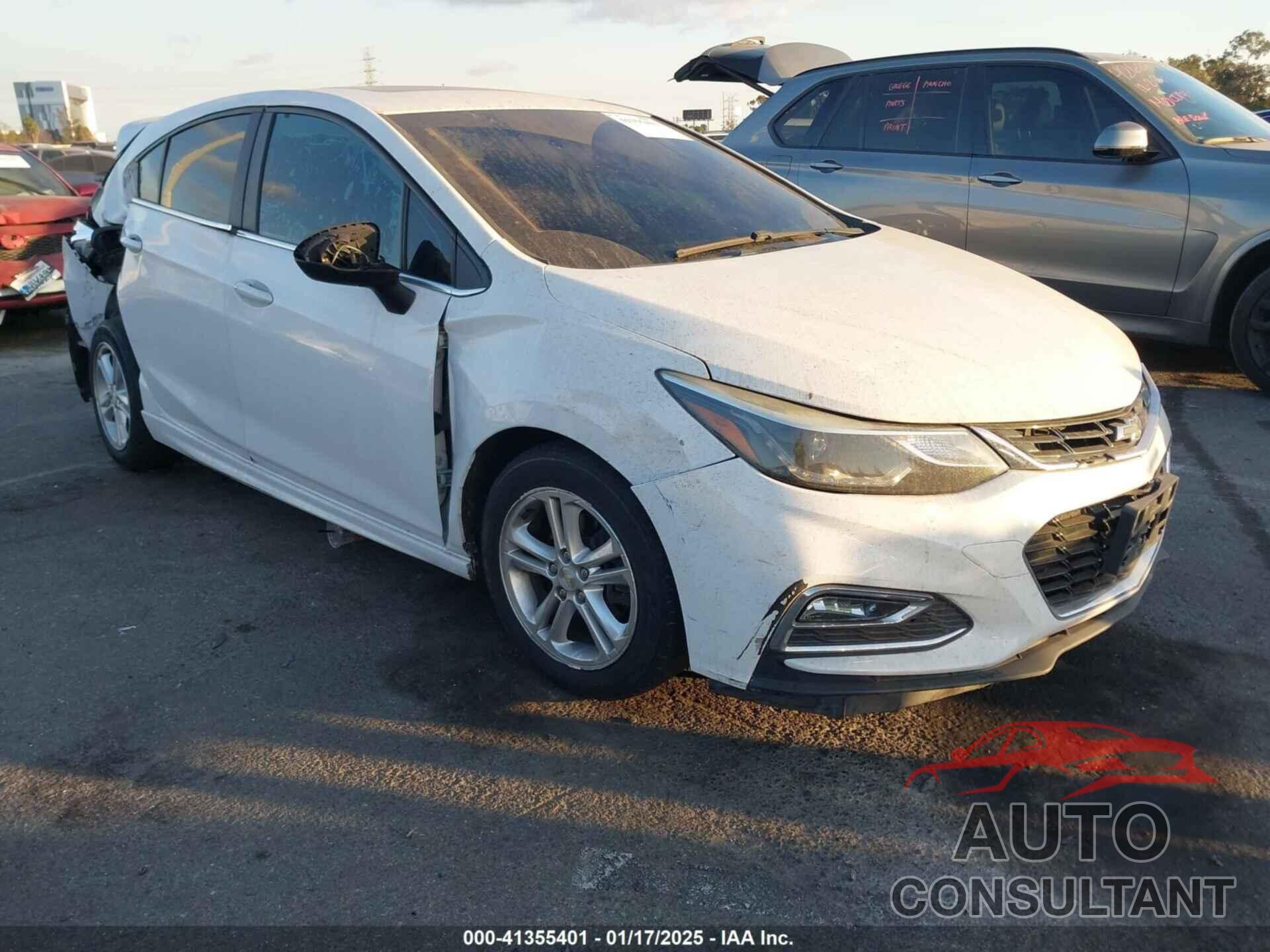 CHEVROLET CRUZE 2018 - 3G1BE6SM8JS571302