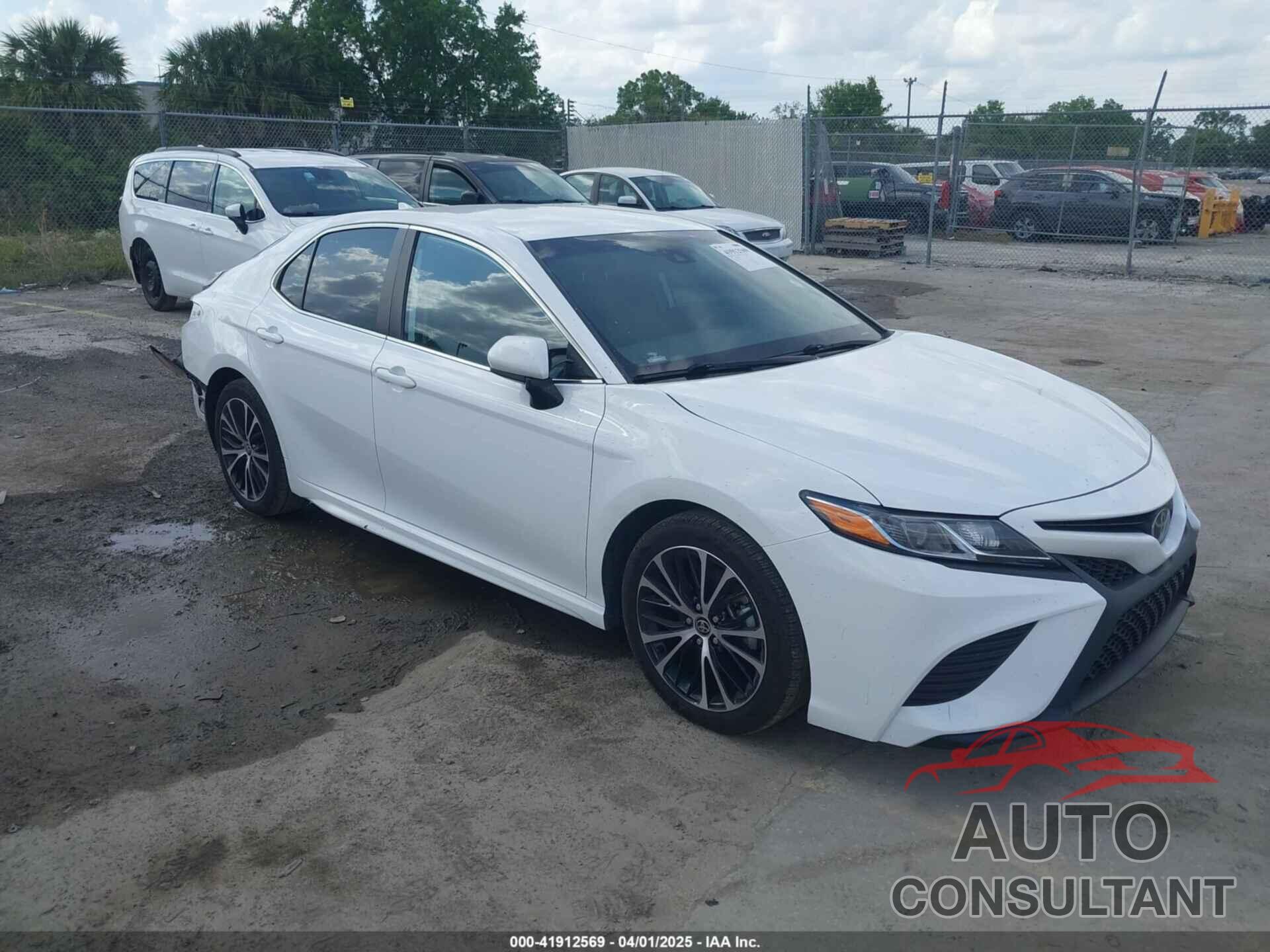 TOYOTA CAMRY 2020 - 4T1G11AK7LU975234