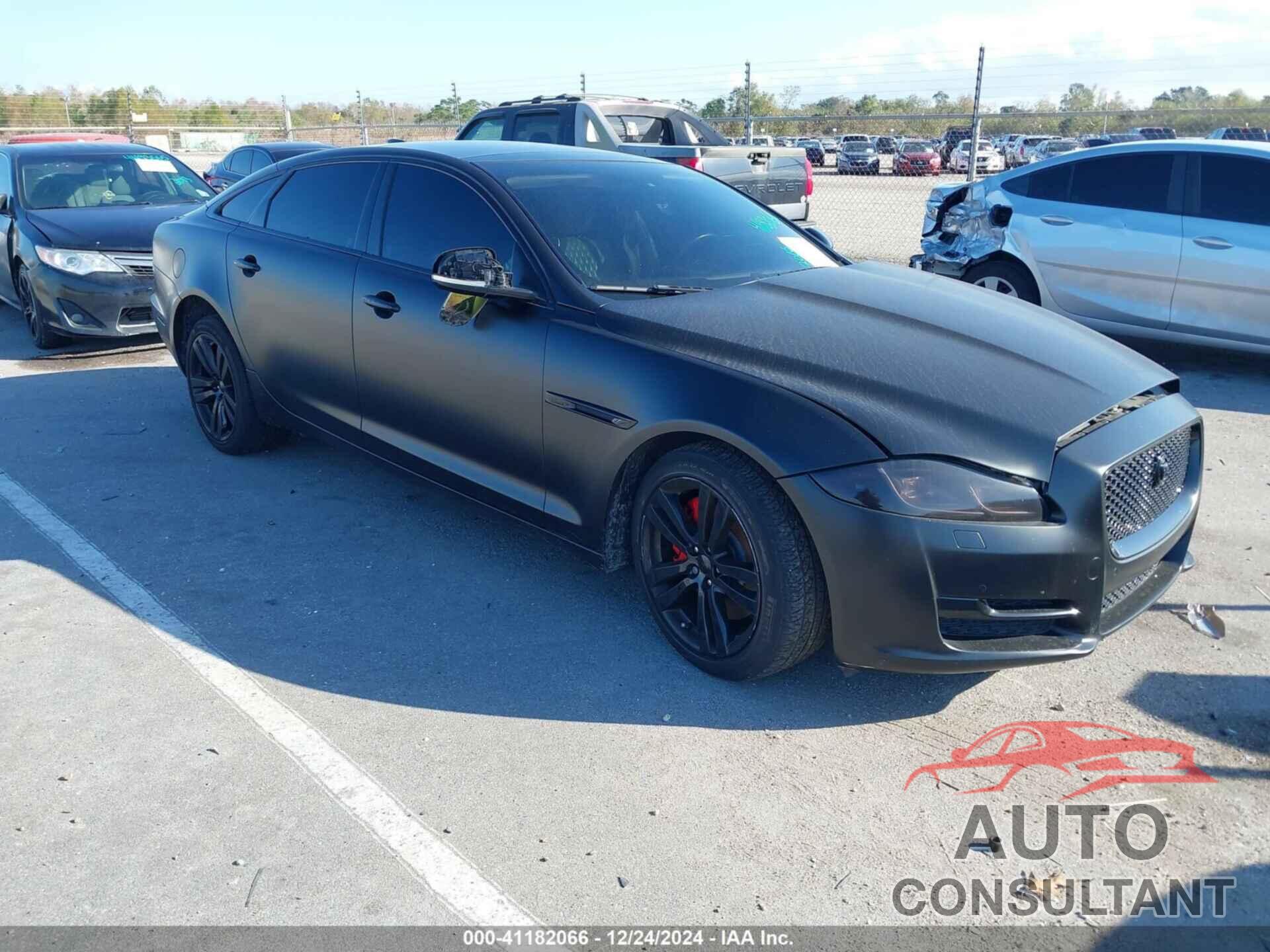 JAGUAR XJ 2016 - SAJWA2G77G8V92743