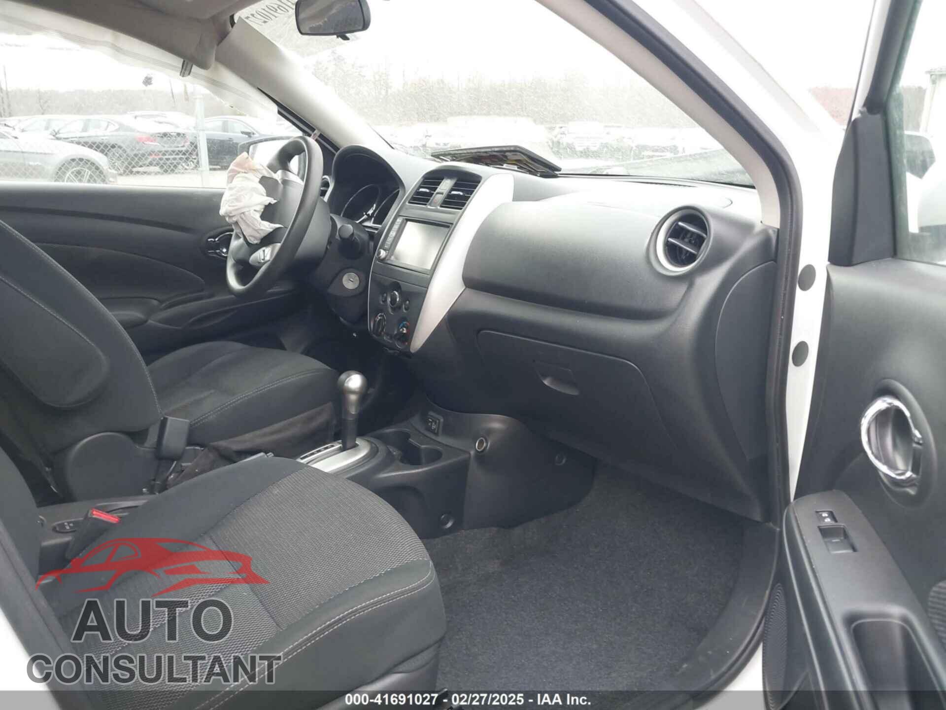 NISSAN VERSA 2019 - 3N1CN7AP6KL822281