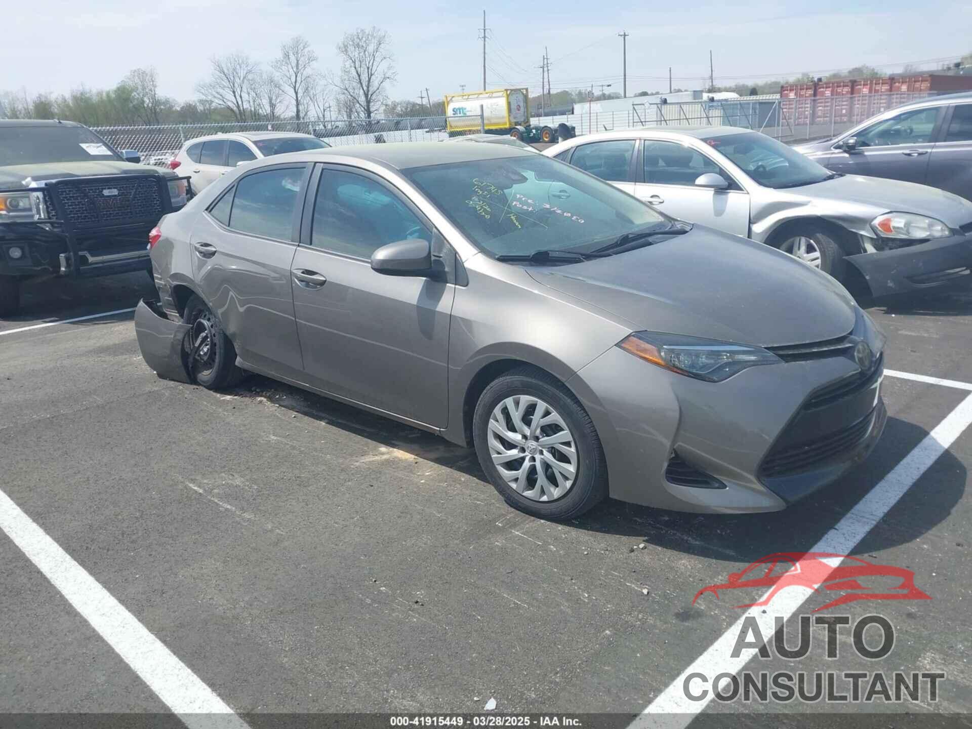 TOYOTA COROLLA 2018 - 2T1BURHE8JC108729
