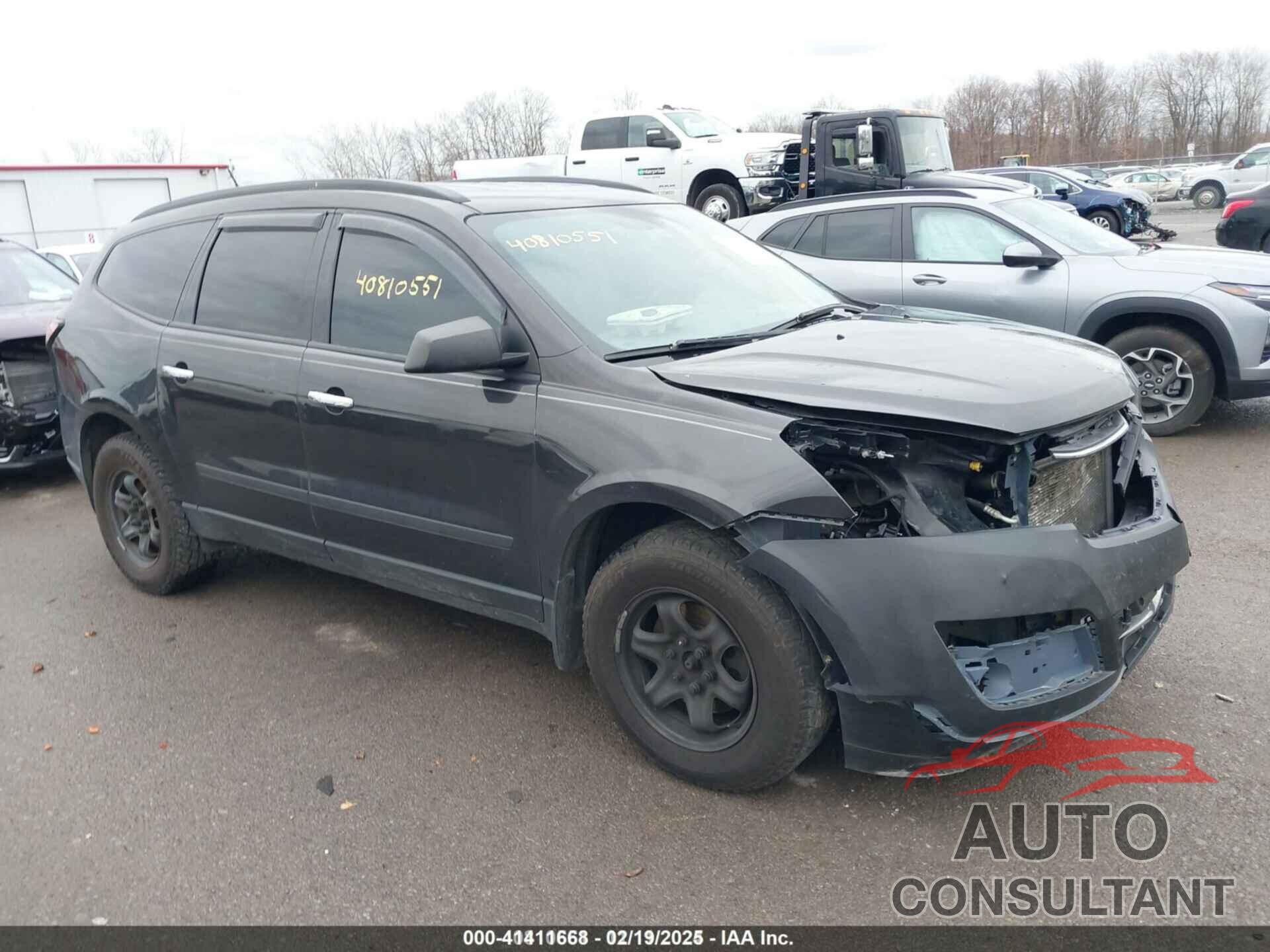 CHEVROLET TRAVERSE 2017 - 1GNKVFKD4HJ238315