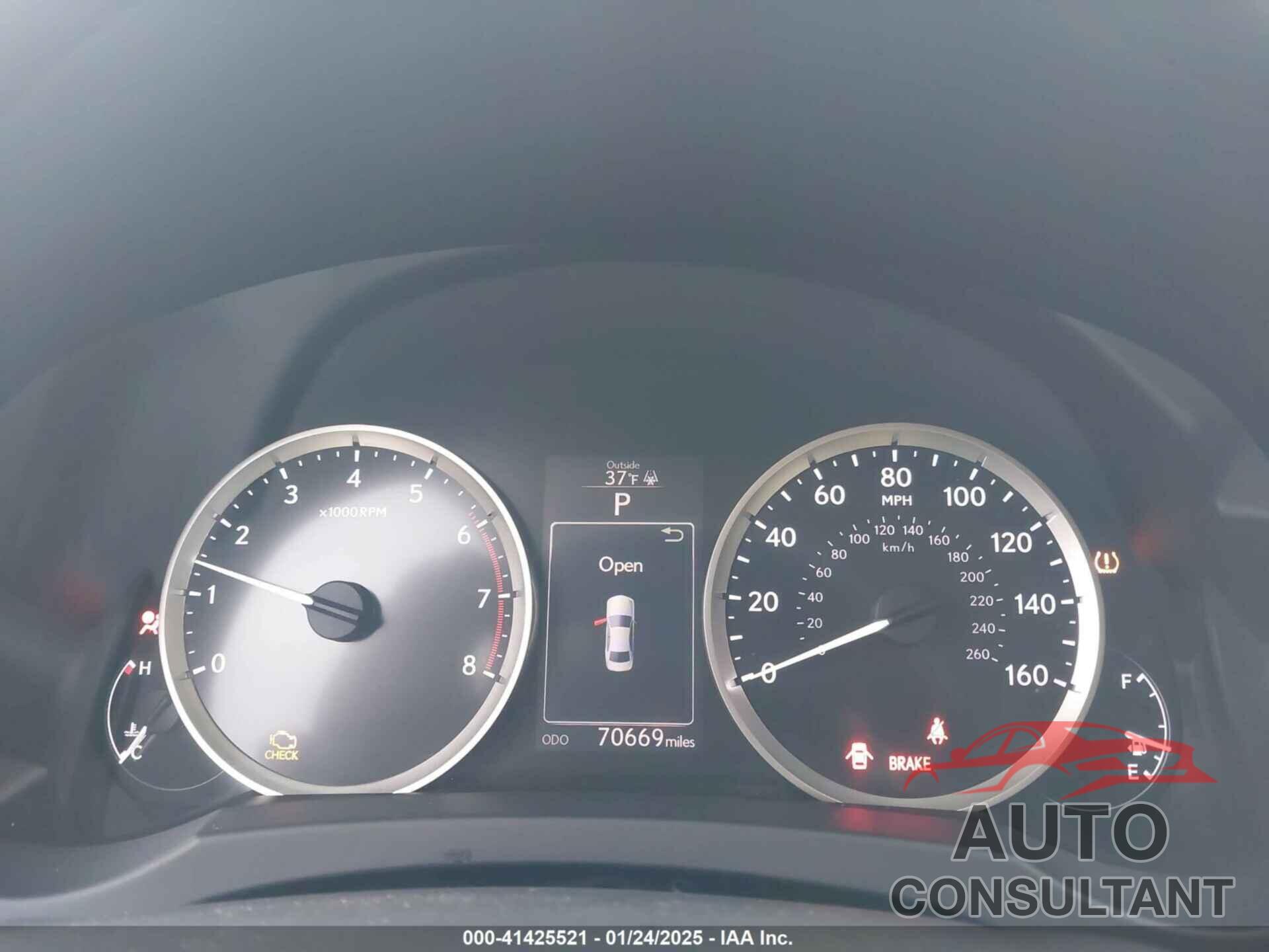 LEXUS IS 200T 2016 - JTHBA1D20G5028688