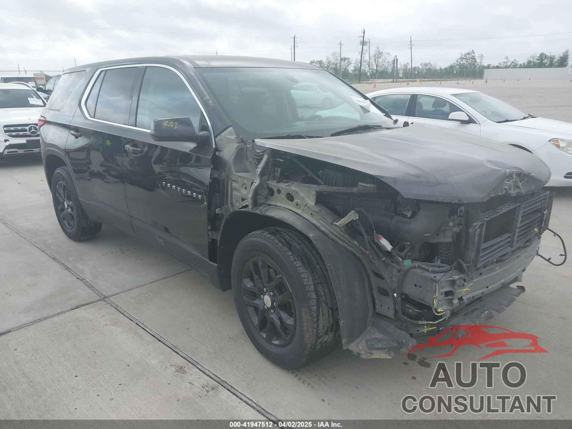 CHEVROLET TRAVERSE 2019 - 1GNERFKW7KJ196992
