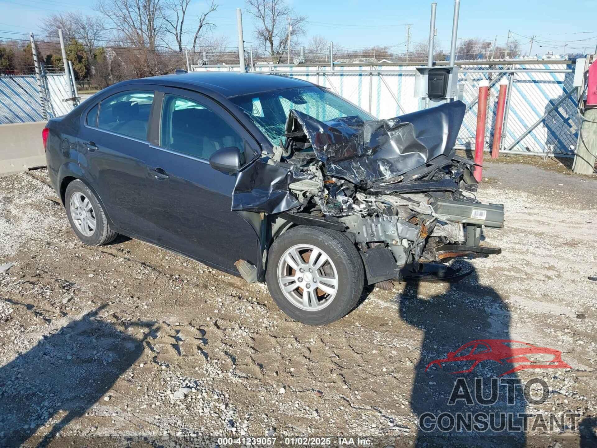 CHEVROLET SONIC 2012 - 1G1JC5SH5C4176785