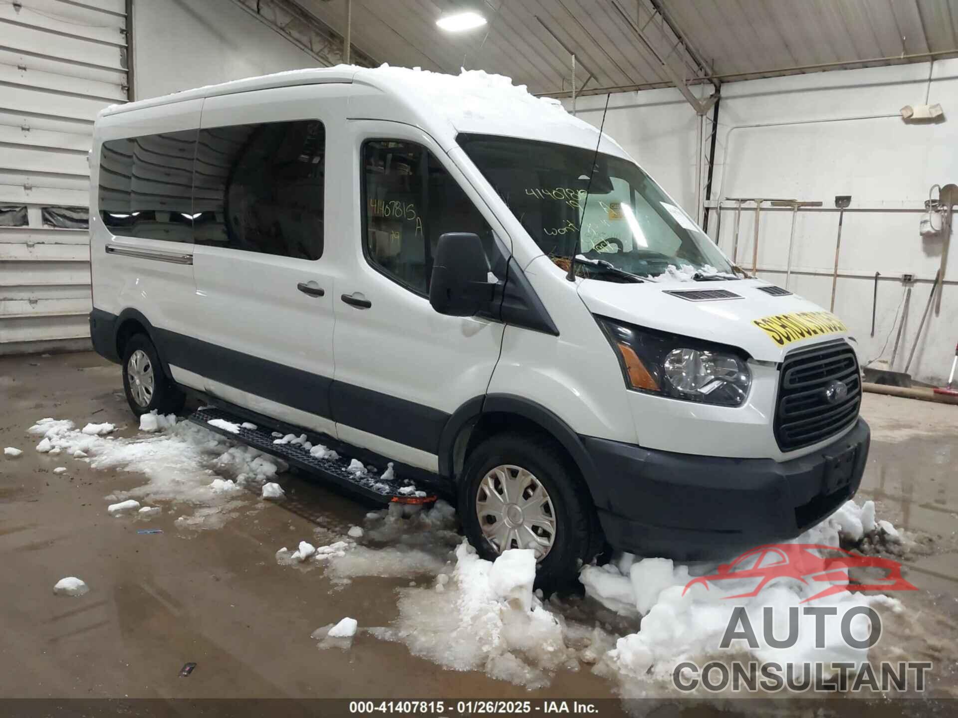 FORD TRANSIT-150 2019 - 1FTYE2CM9KKB87082