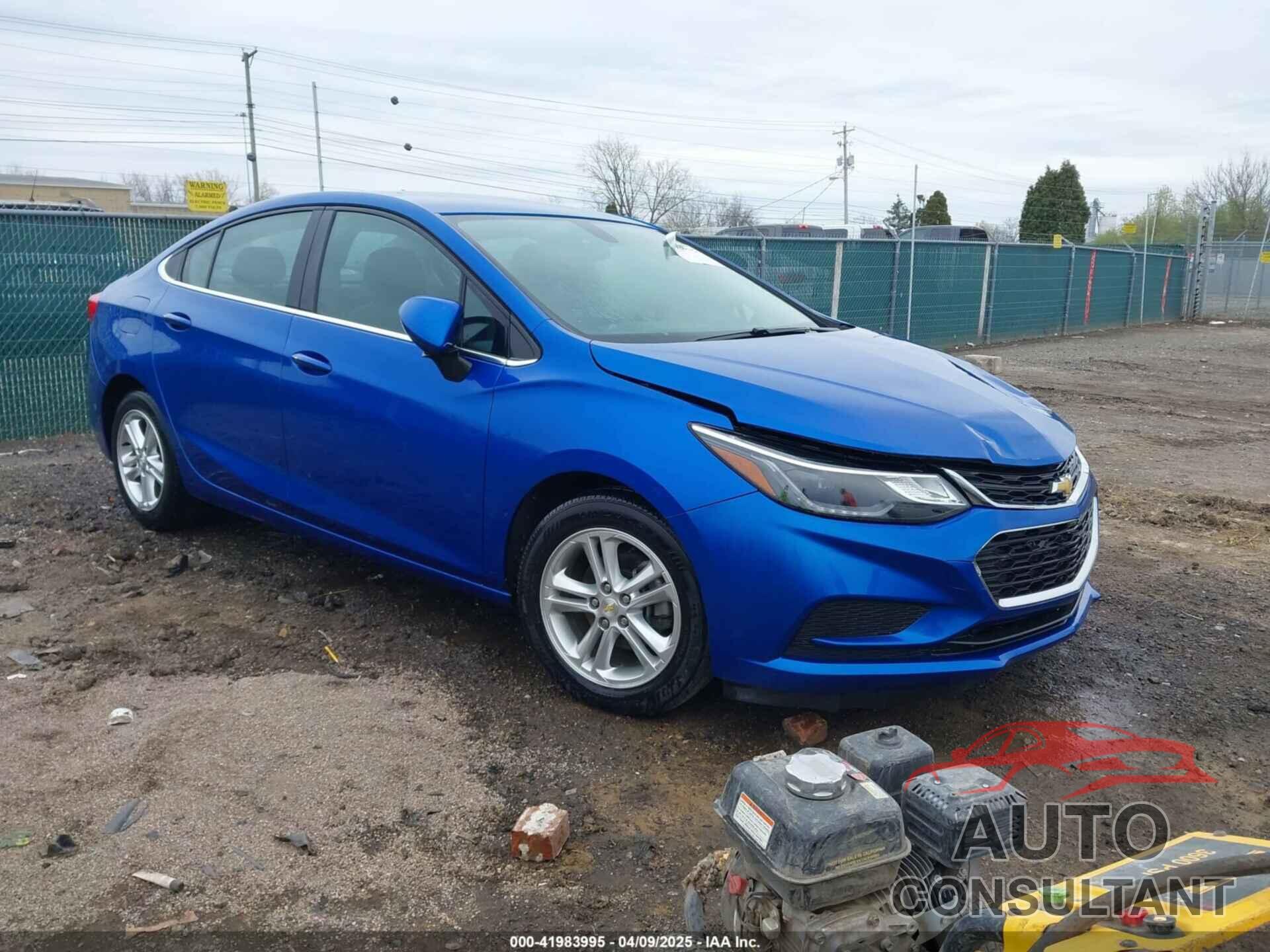 CHEVROLET CRUZE 2017 - 1G1BE5SM6H7192141