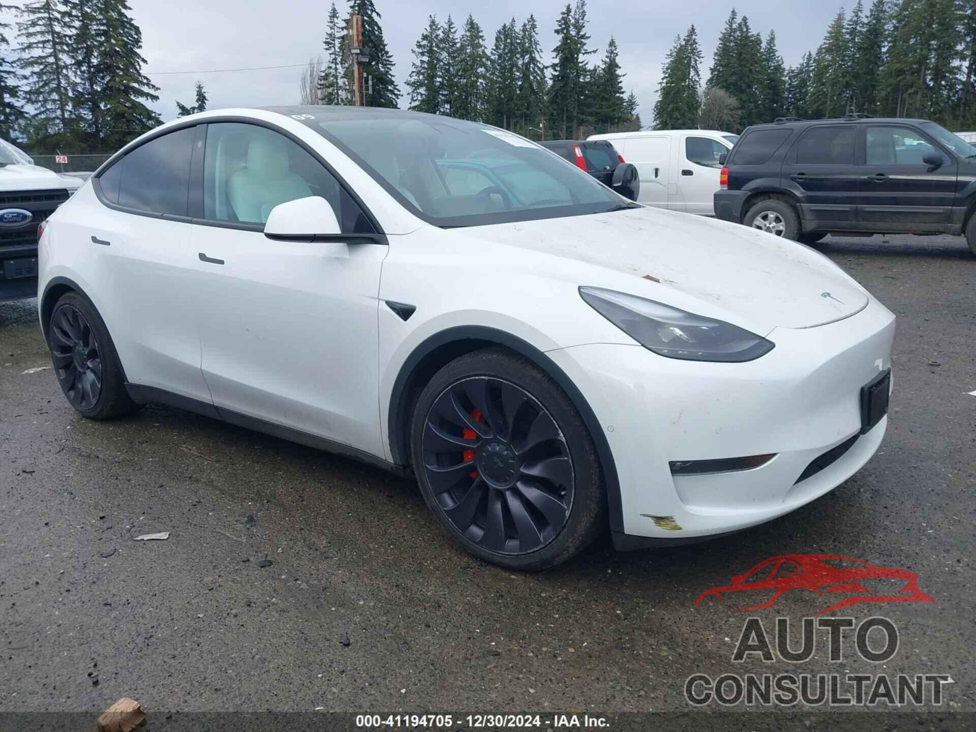 TESLA MODEL Y 2021 - 5YJYGDEF0MF182809