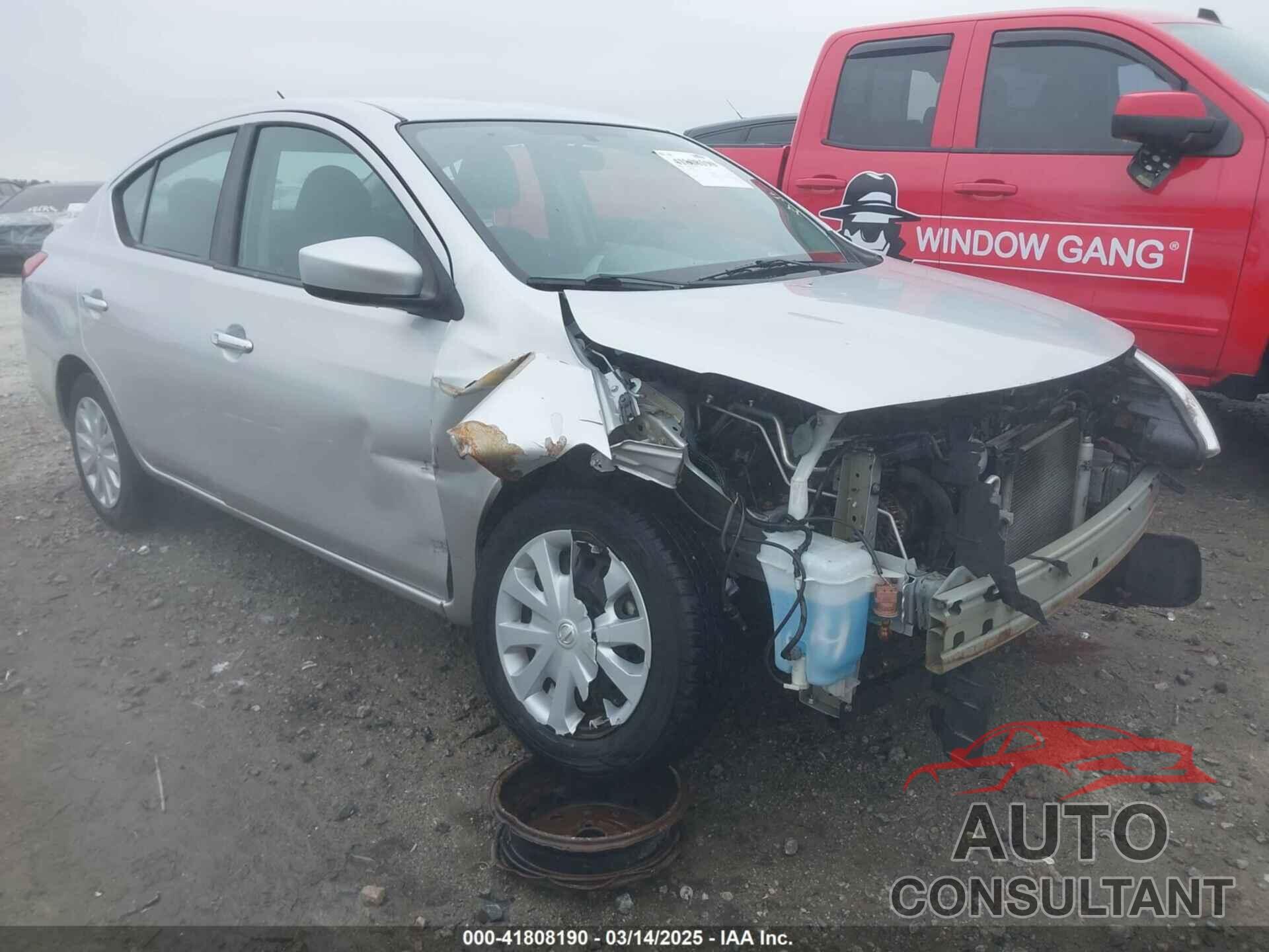 NISSAN VERSA 2018 - 3N1CN7AP8JL838870