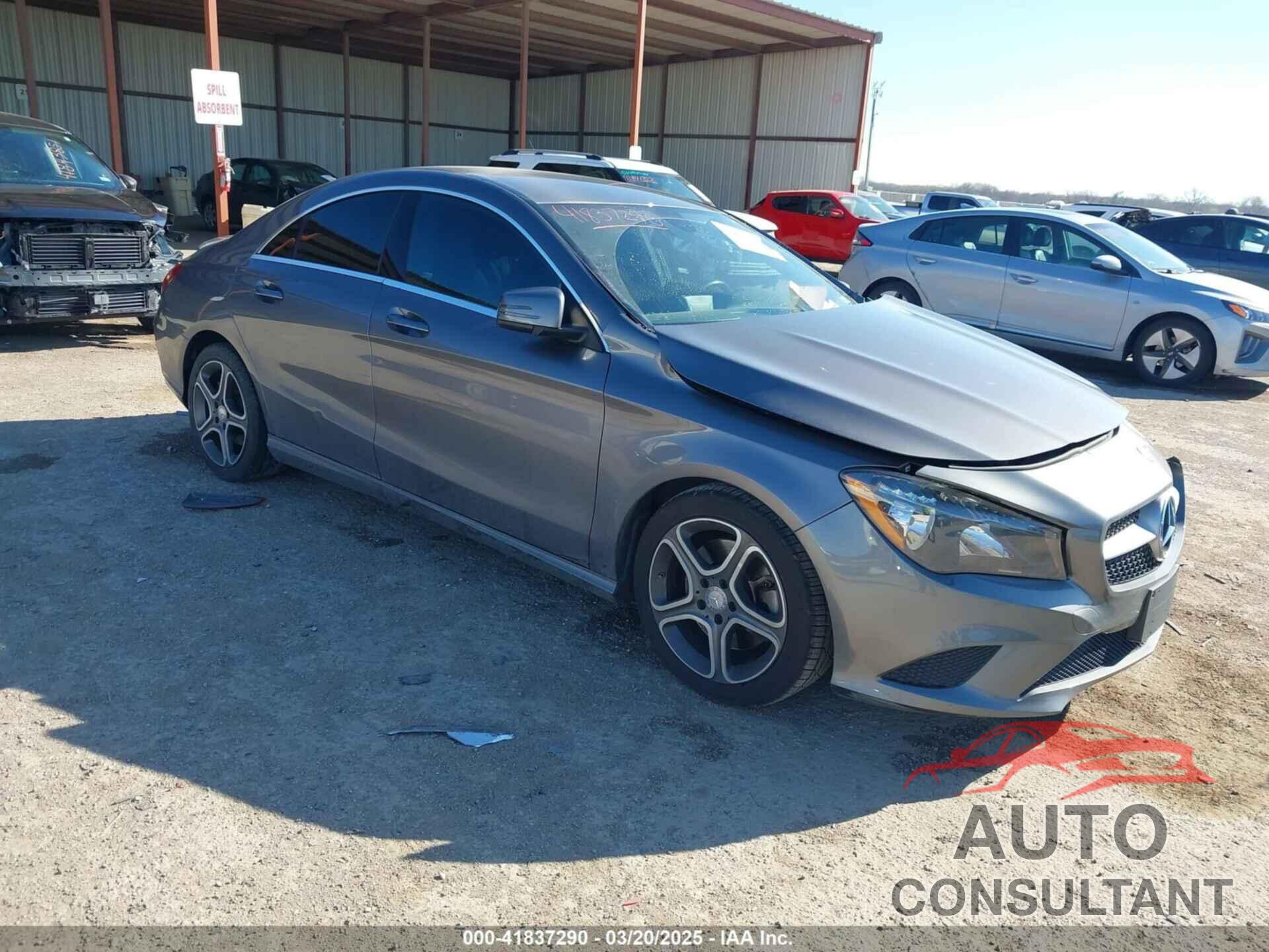 MERCEDES-BENZ CLA 250 2014 - WDDSJ4GB3EN107046