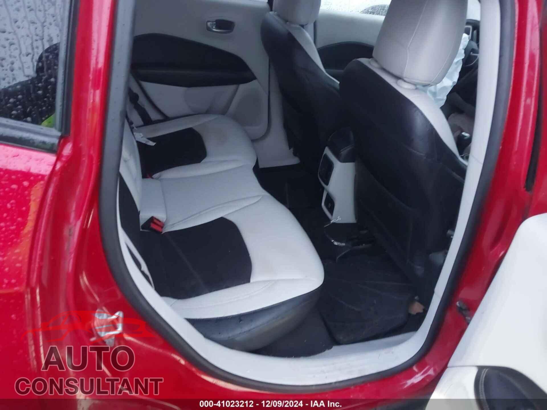 JEEP NEW COMPASS 2017 - 3C4NJDBB6HT624621