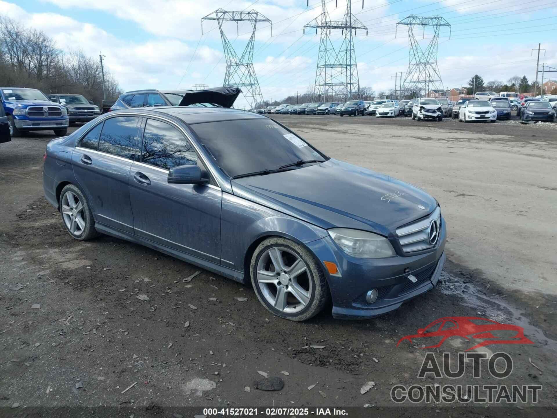 MERCEDES-BENZ C 300 2011 - WDDGF8BB1BR179485