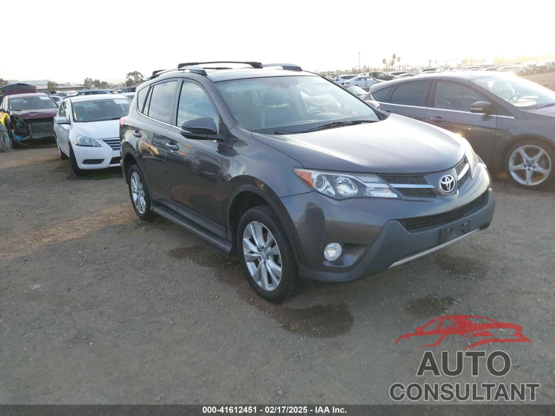 TOYOTA RAV4 2015 - 2T3YFREV0FW158384