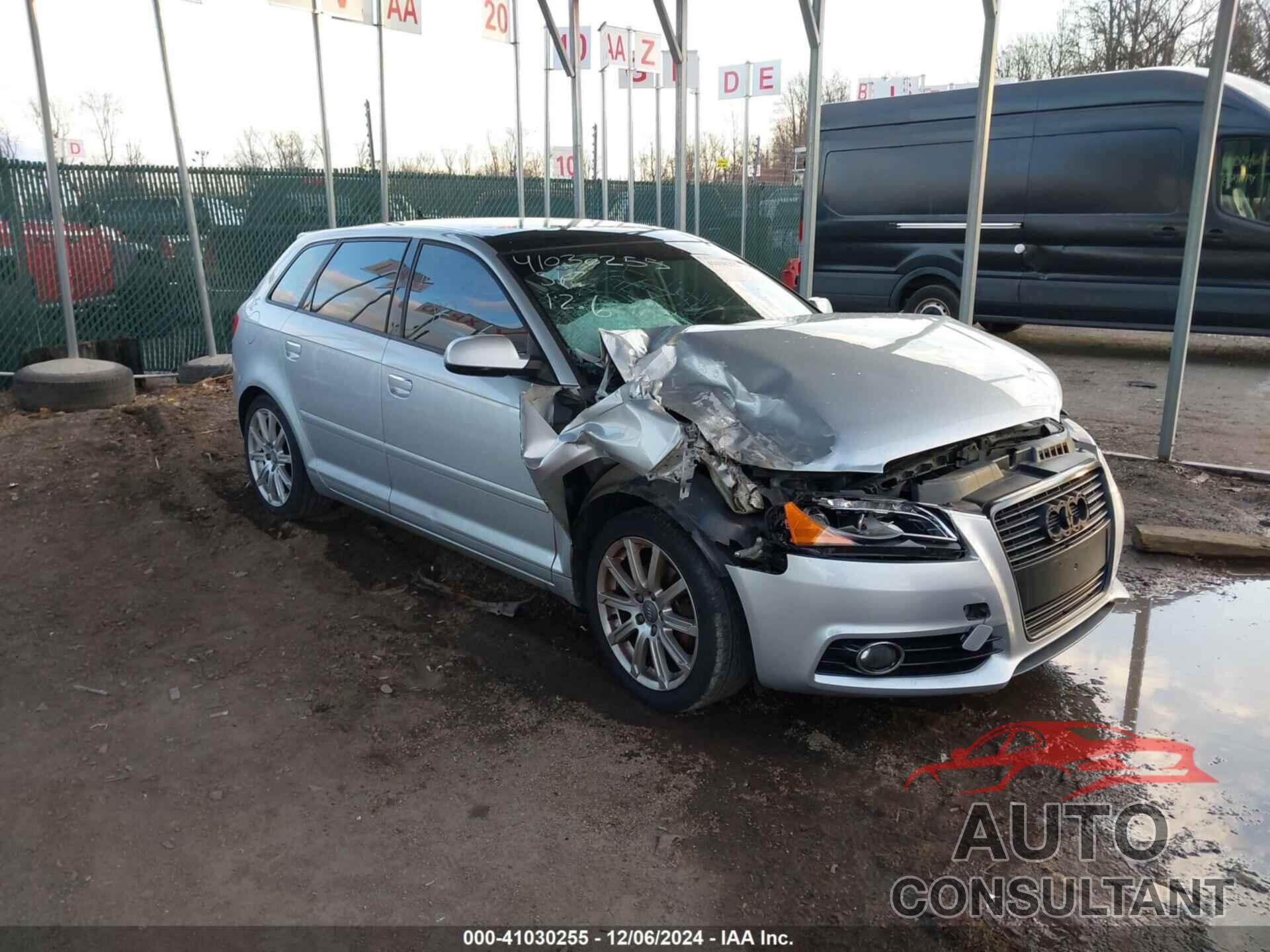 AUDI A3 2011 - WAUKJAFM9BA010140