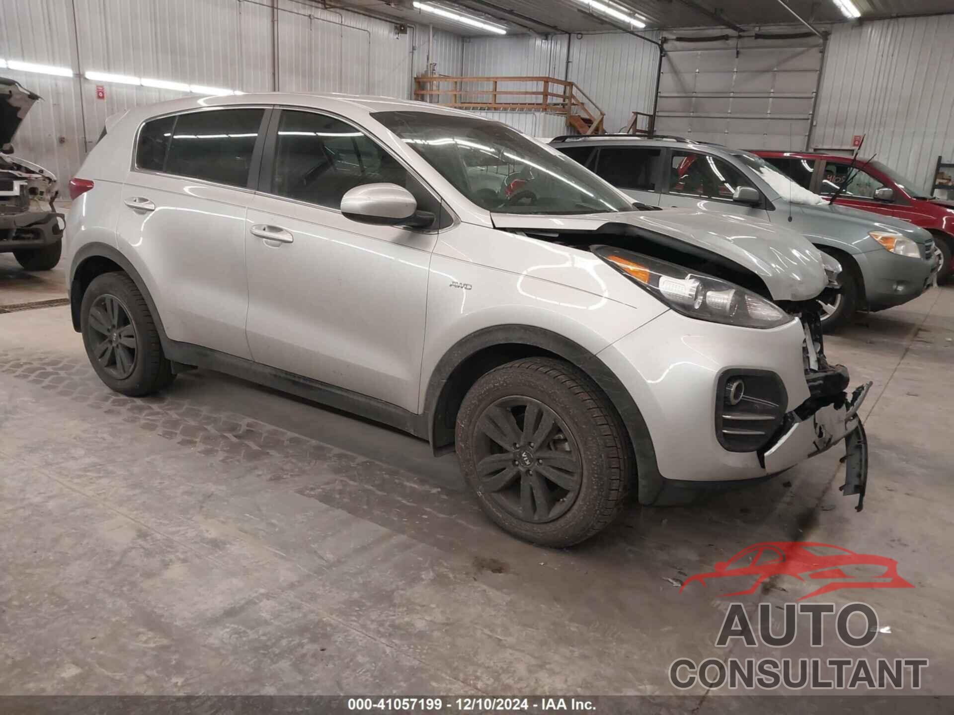 KIA SPORTAGE 2018 - KNDPMCAC5J7351833