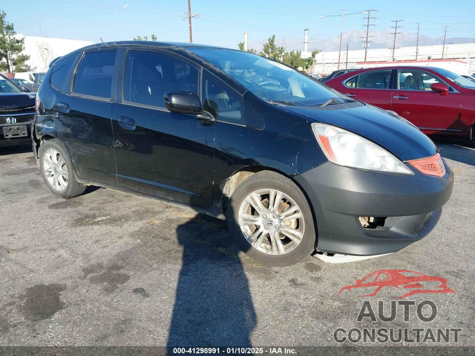 HONDA FIT 2010 - JHMGE8H4XAS023389