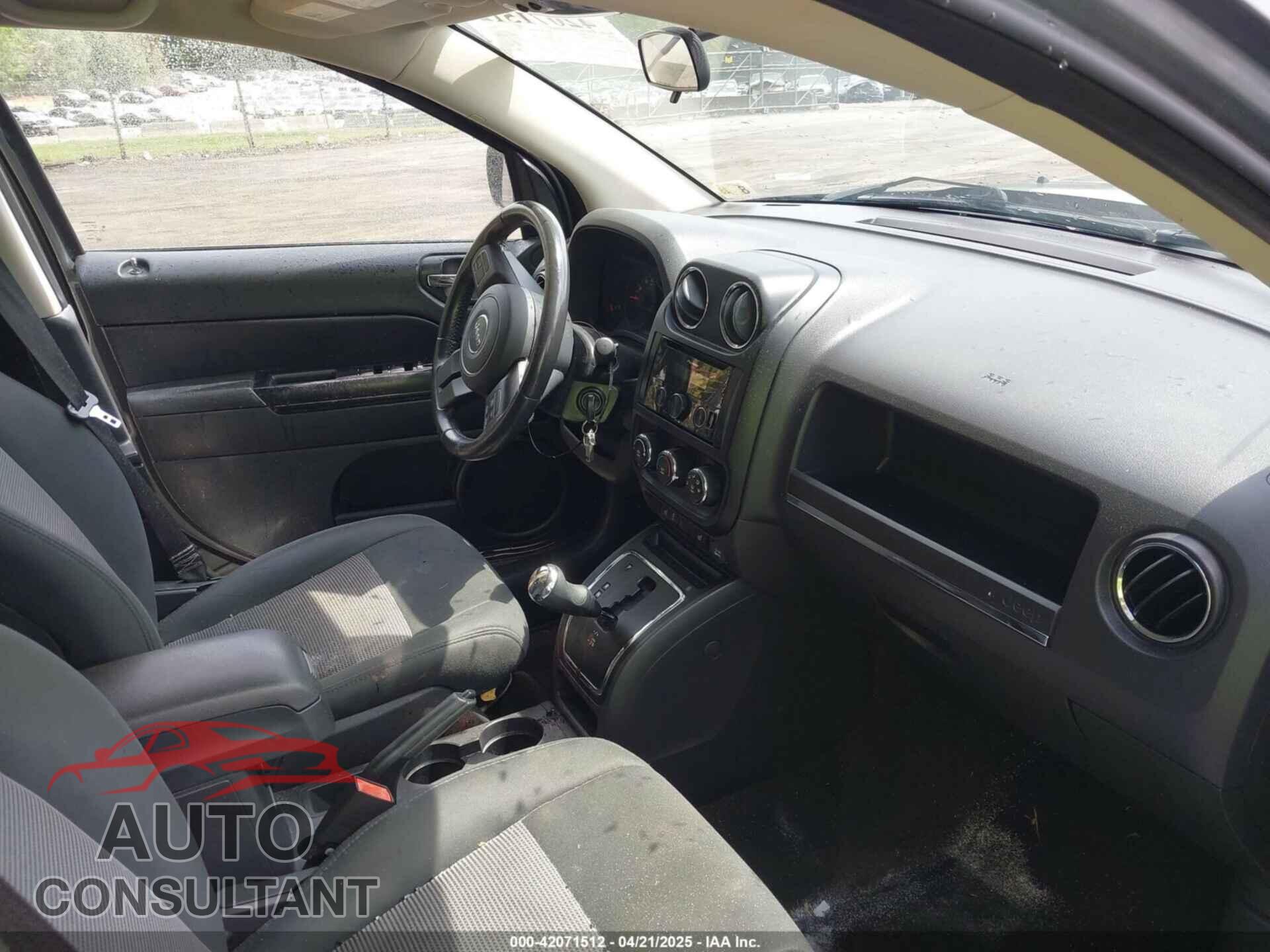 JEEP COMPASS 2013 - 1C4NJCEB2DD275995